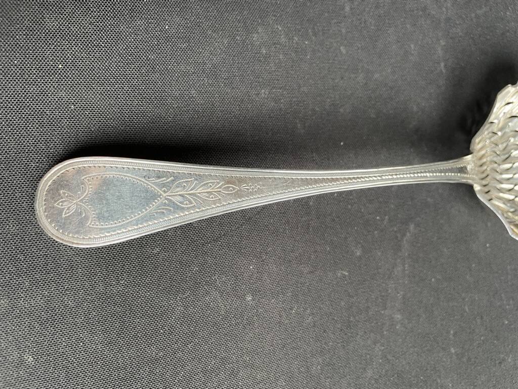 Large sprinkler spoon in 925°/00 silver - 19th century