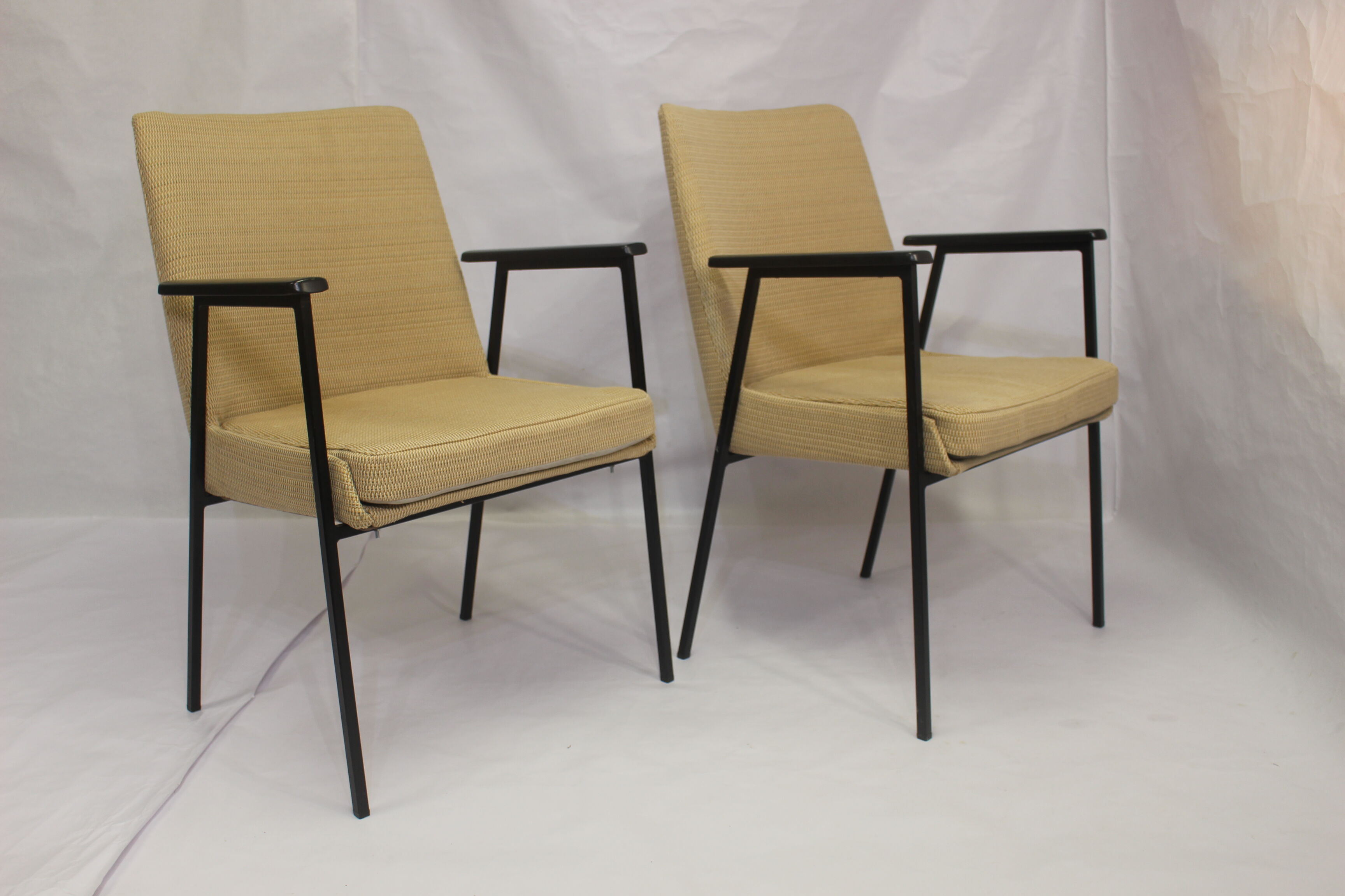 Pair of armchairs by Mauser, 1960