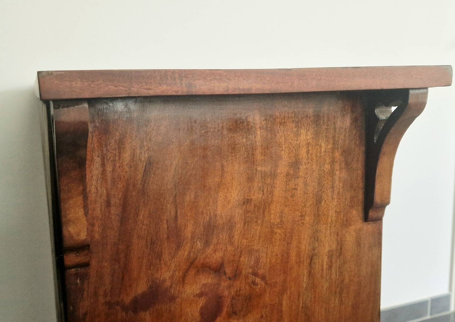 Antique mahogany sideboard signed Maple & Co, 19th century