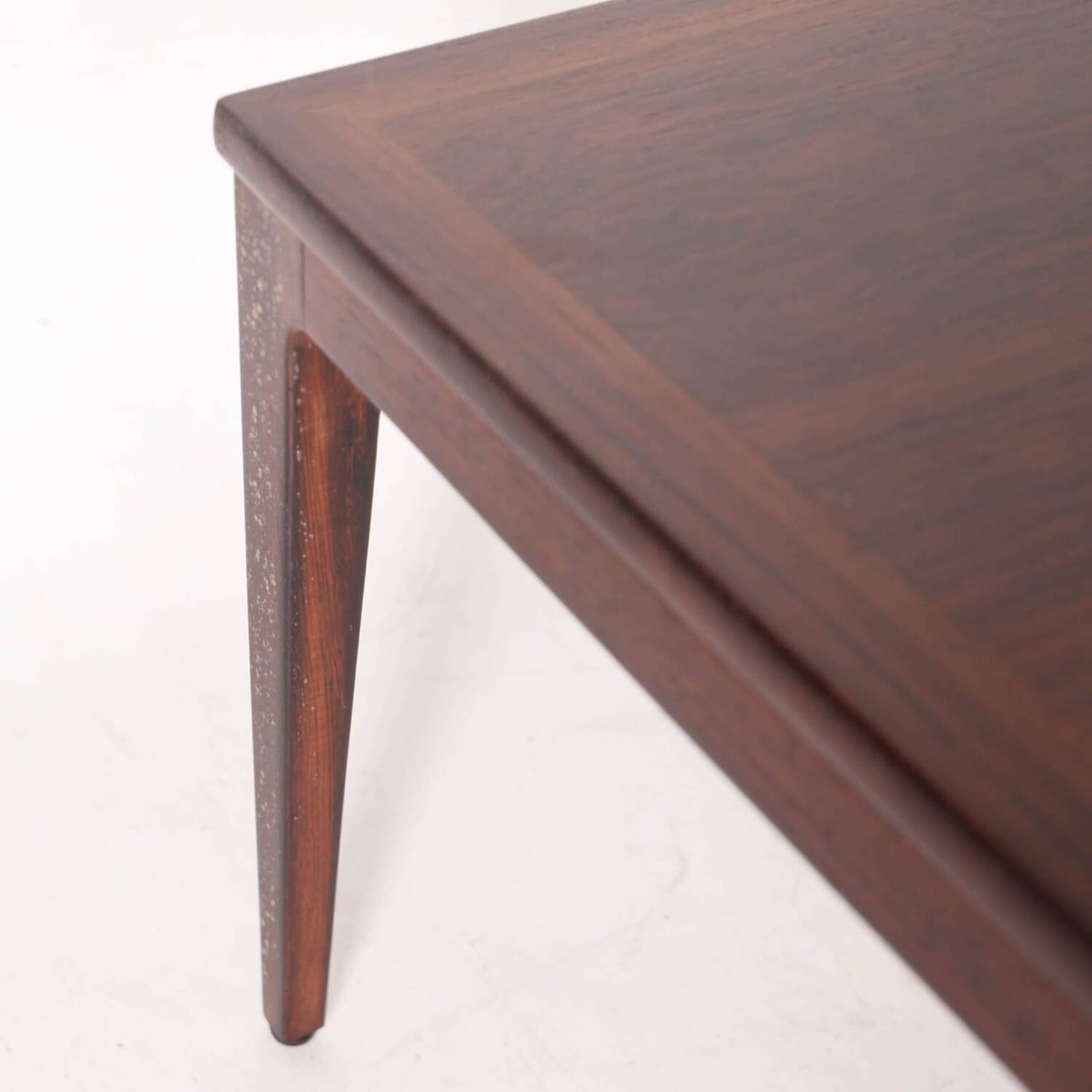 Pair of side tables in rosewood