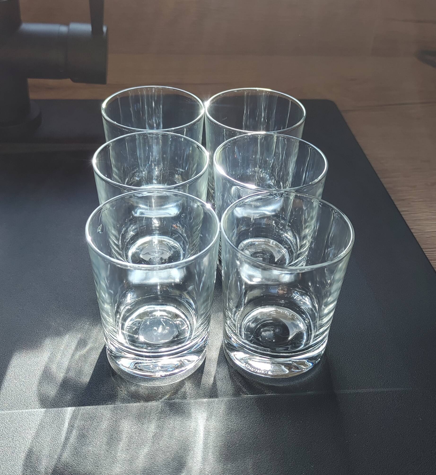 12 carafes of approximately 10 cl