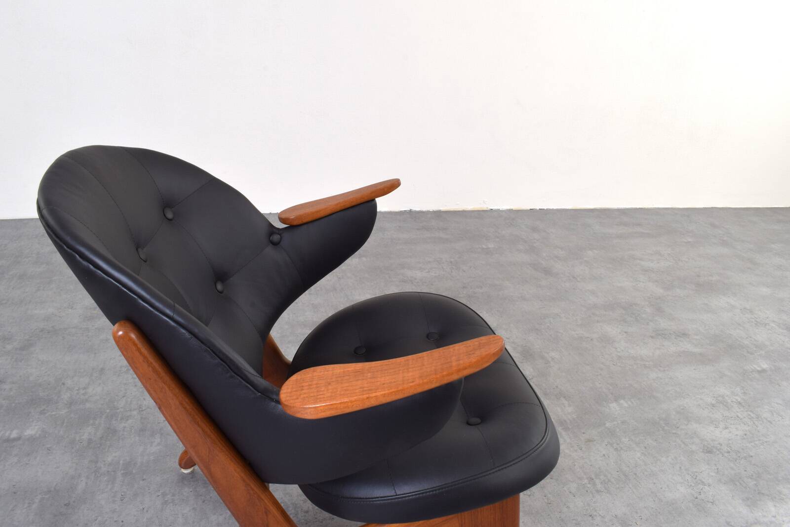 Fauteuil Mid-Century Modèle 33 par Carl Edward Matthes, années 1950