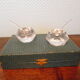 Duo de saleron en cristal avec leurs cuillères de service 1950