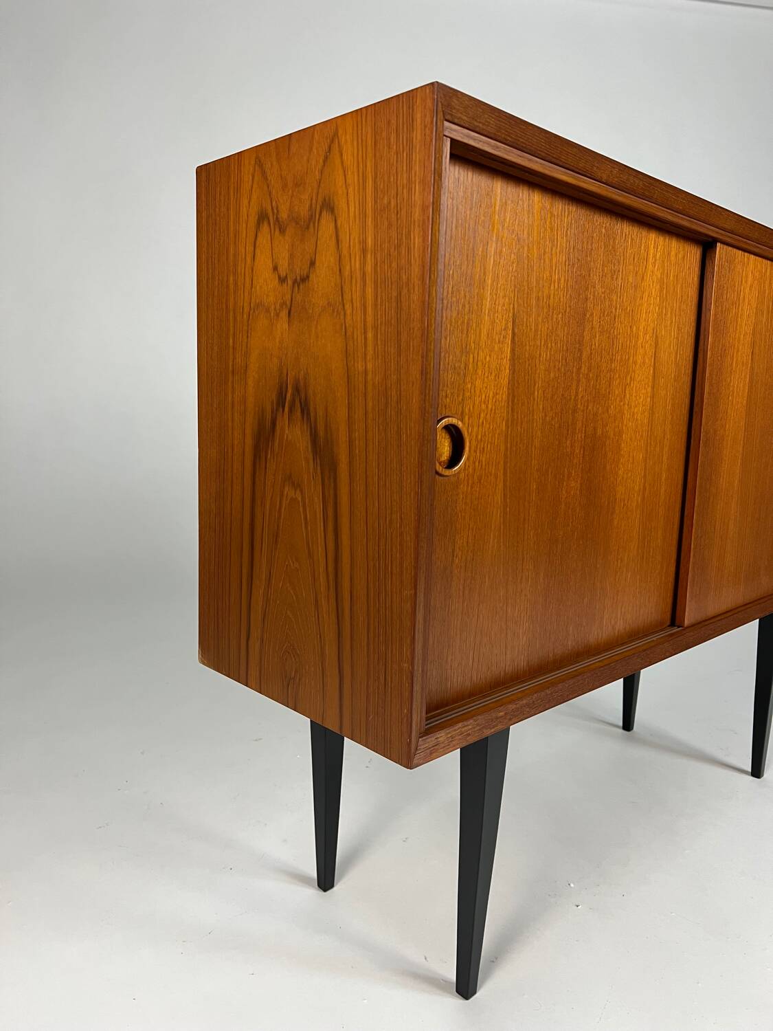 Mid-century teak chest of drawers sideboard hallway cabinet 60s vintage