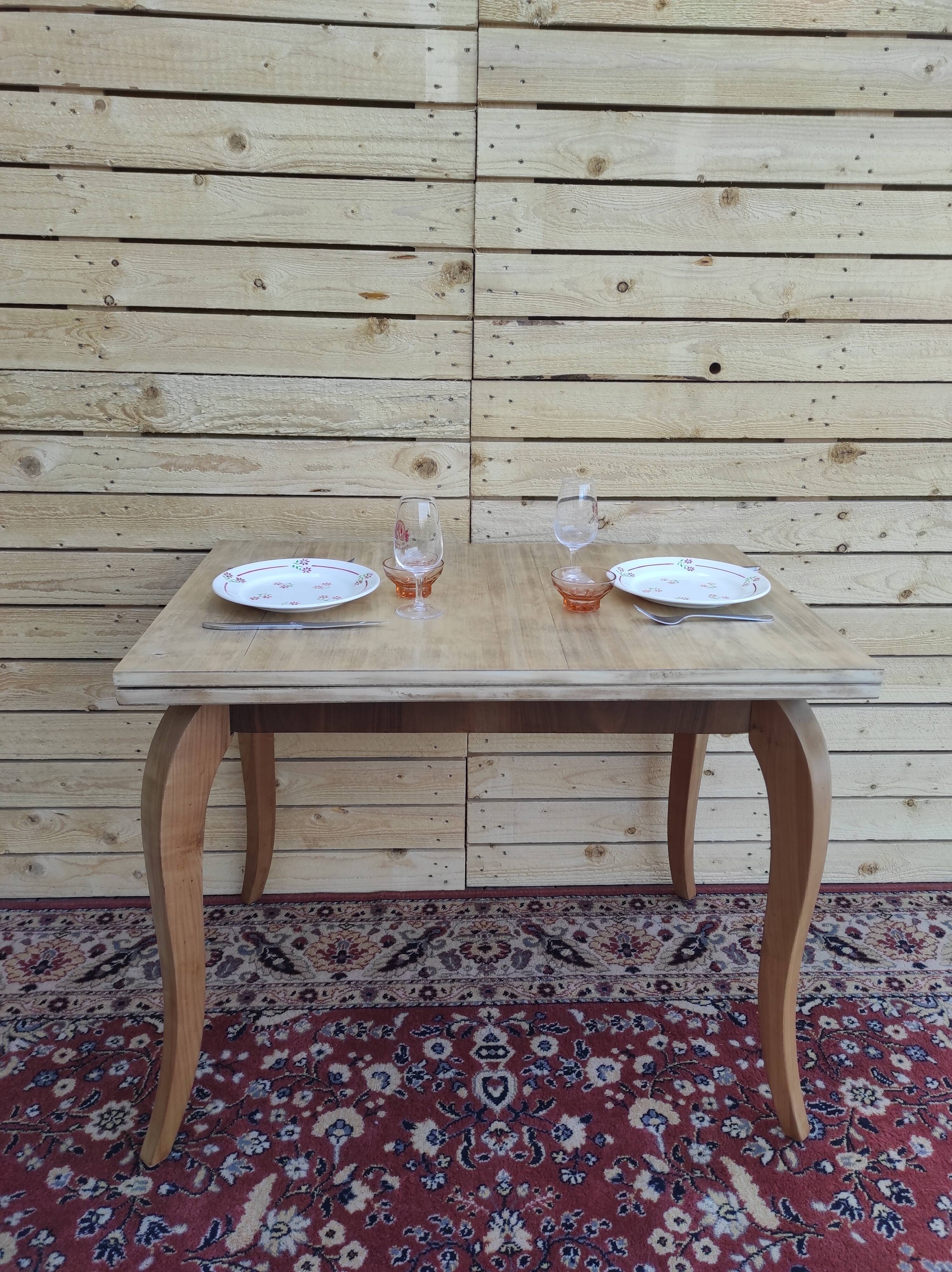 Foulque Table