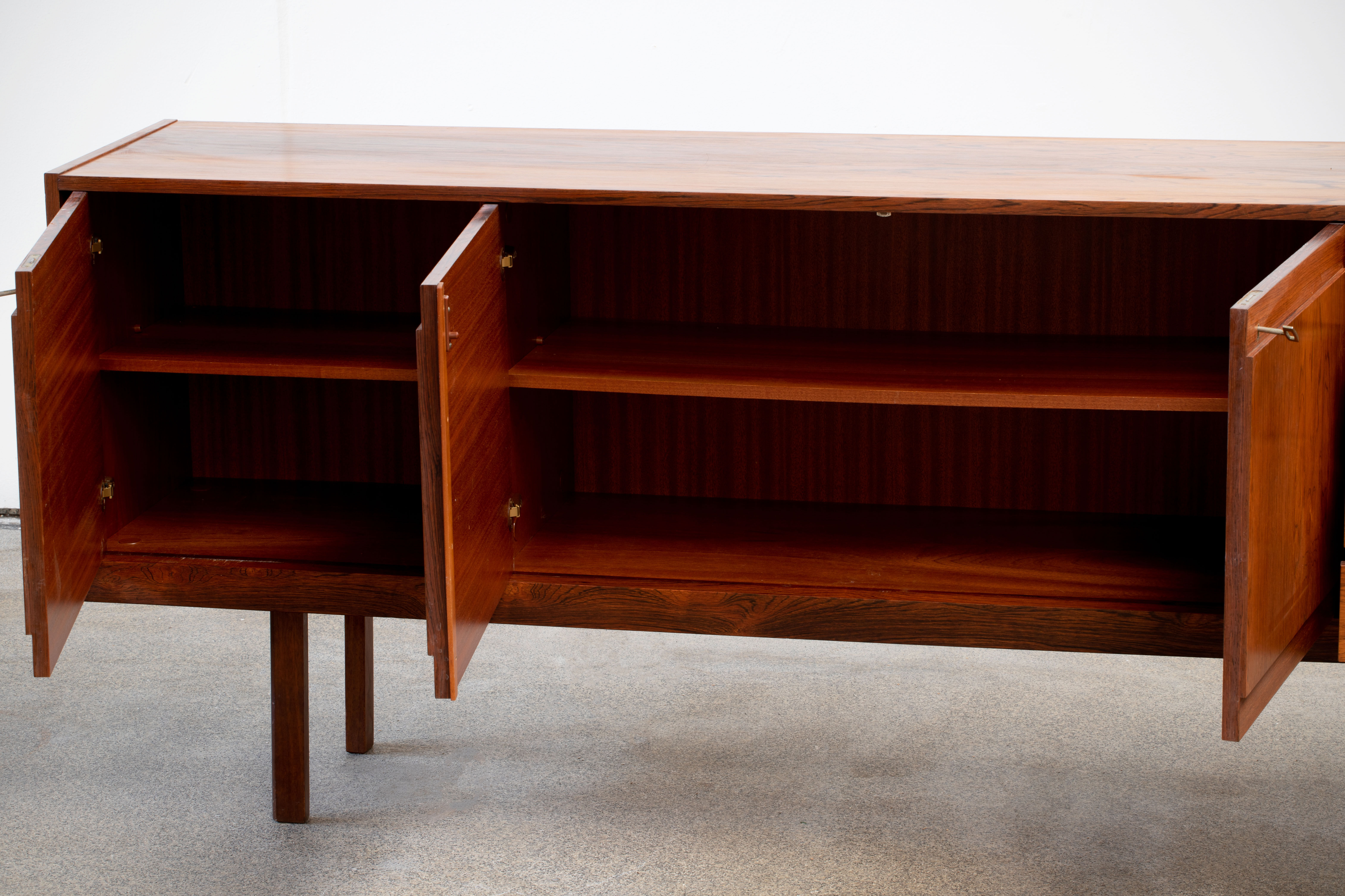 Enfilade scandinave vintage en palissandre 1960