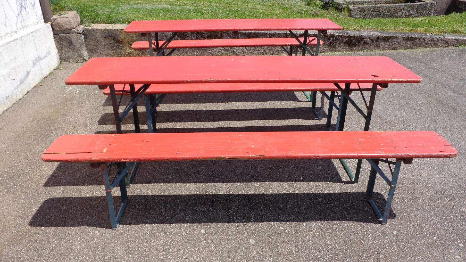 Set de 2 ensembles de tables de brasserie/bancs