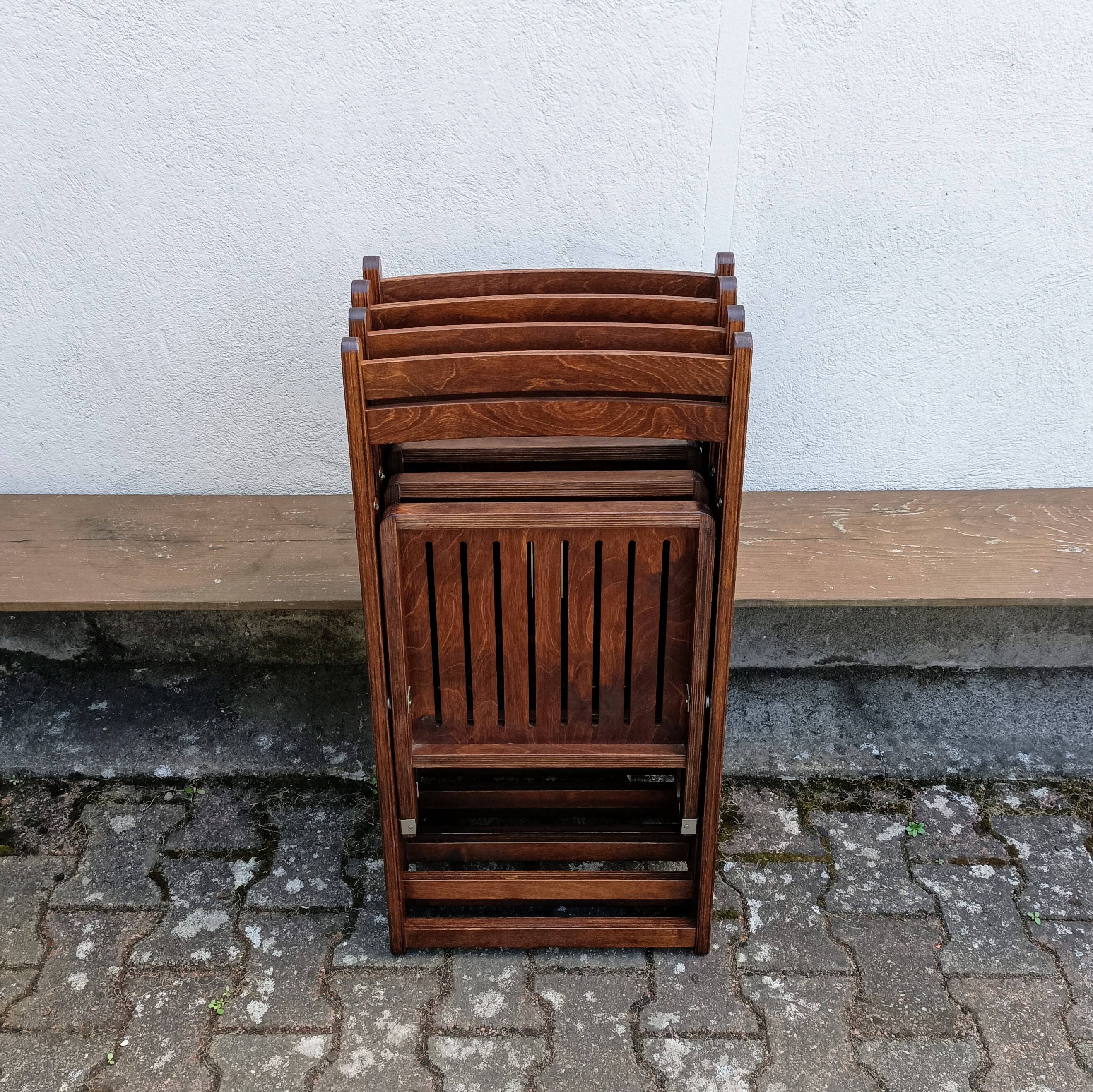 Wooden folding chairs, 70s