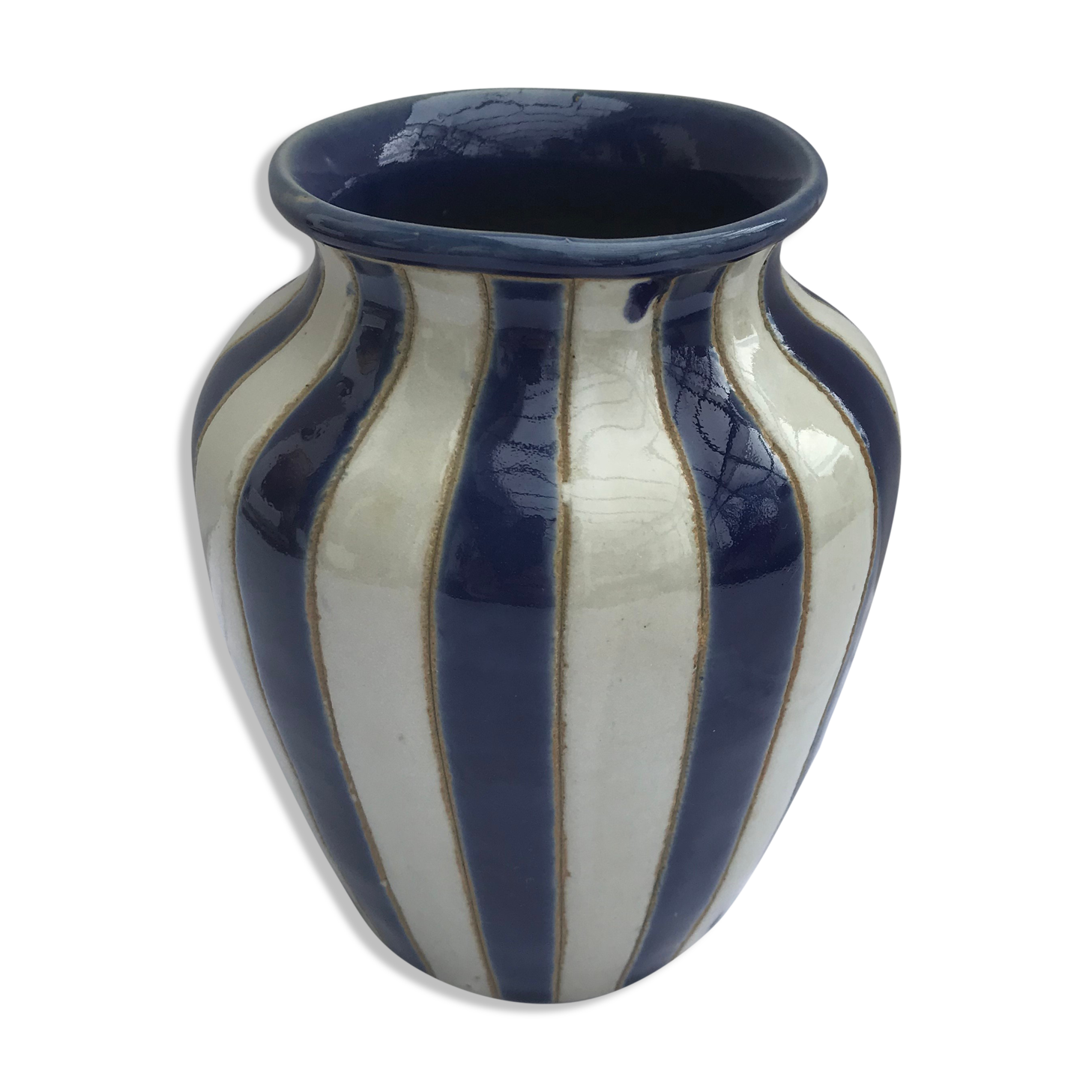 Old vase