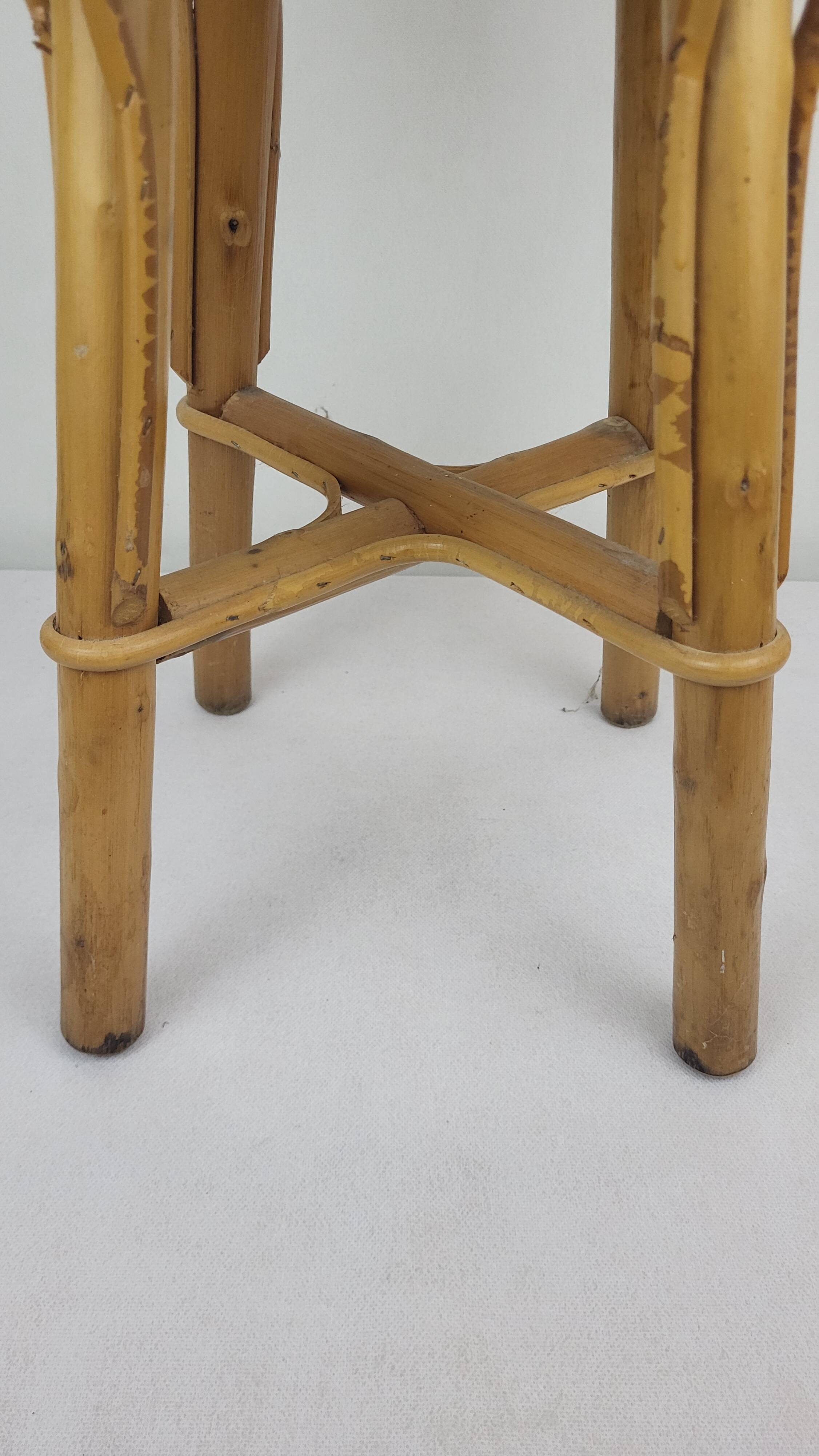 Vintage 1970s rattan stool / pedestal table