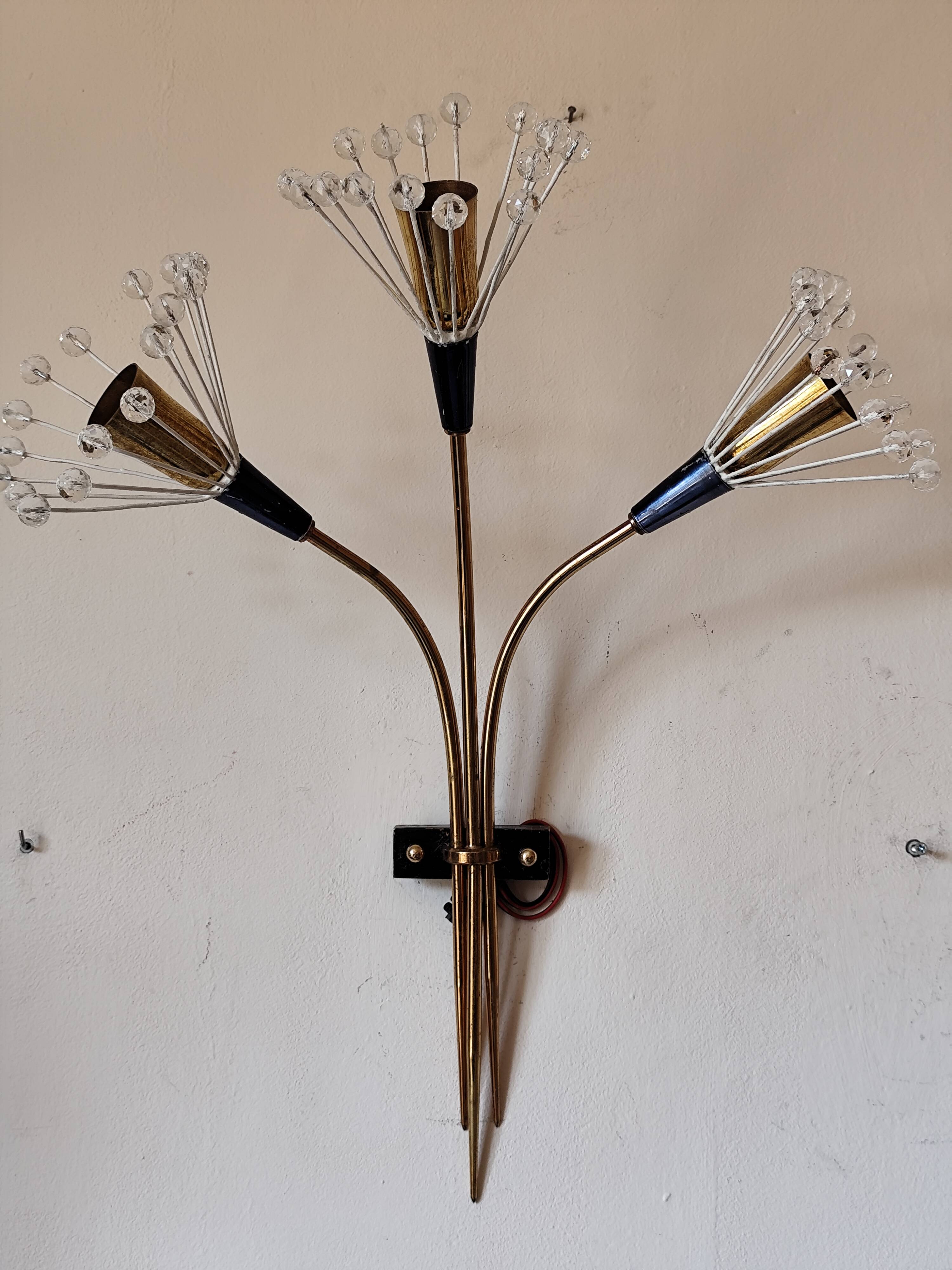 Wall lamp with 3 lights, brass and crystal balls, 1950s.