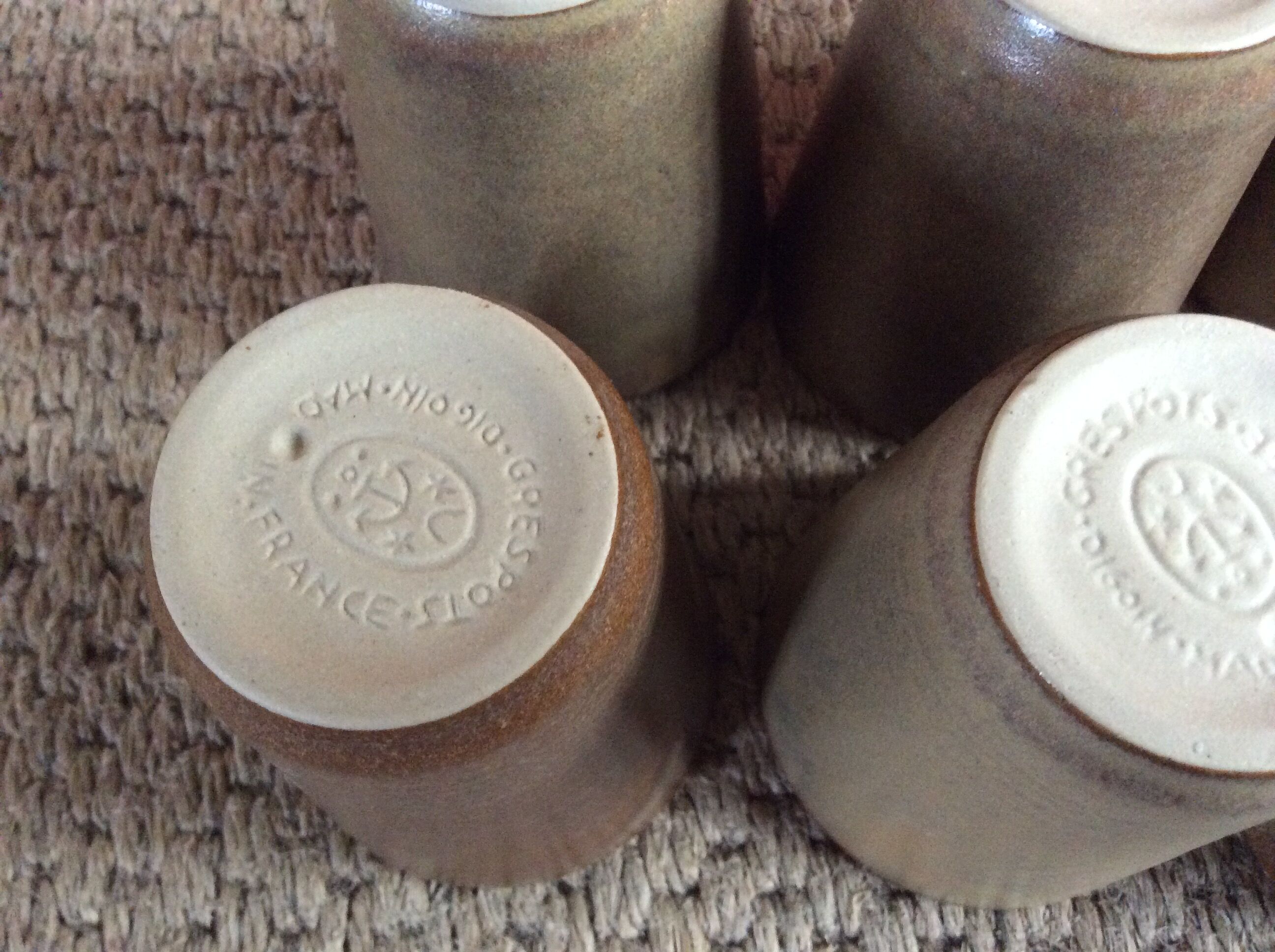 Series of 6 sandstone cups