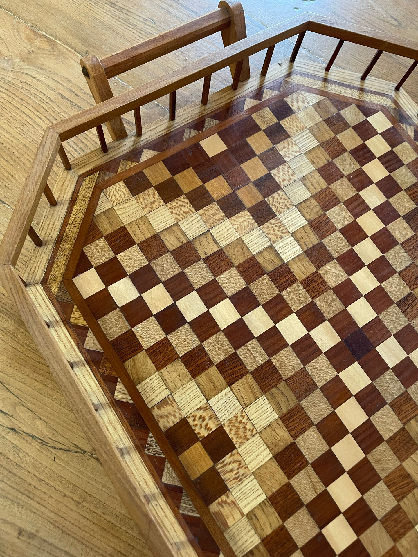Large service tray in wood marquetry