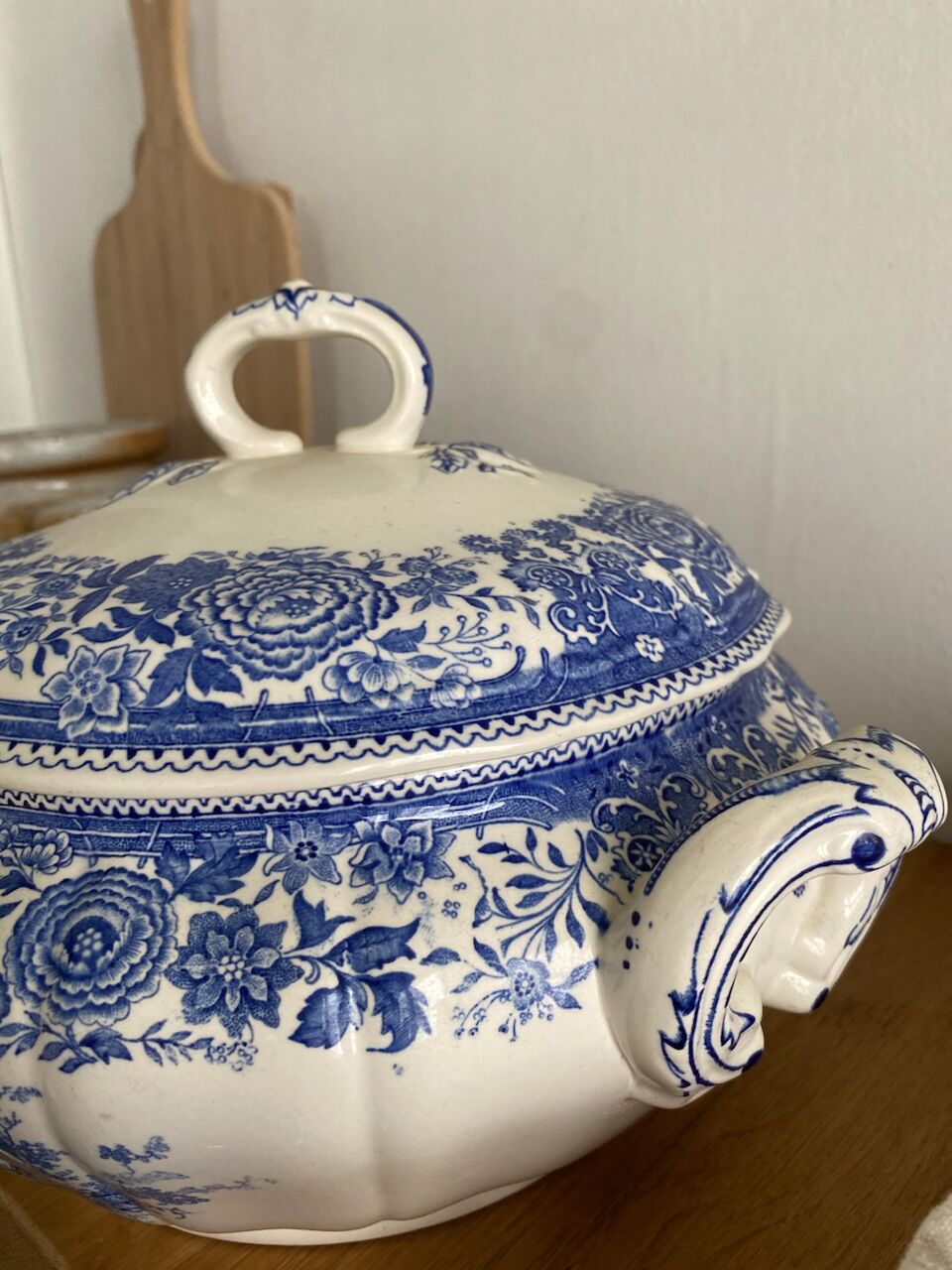 Villeroy and Boch Burgenland tureen