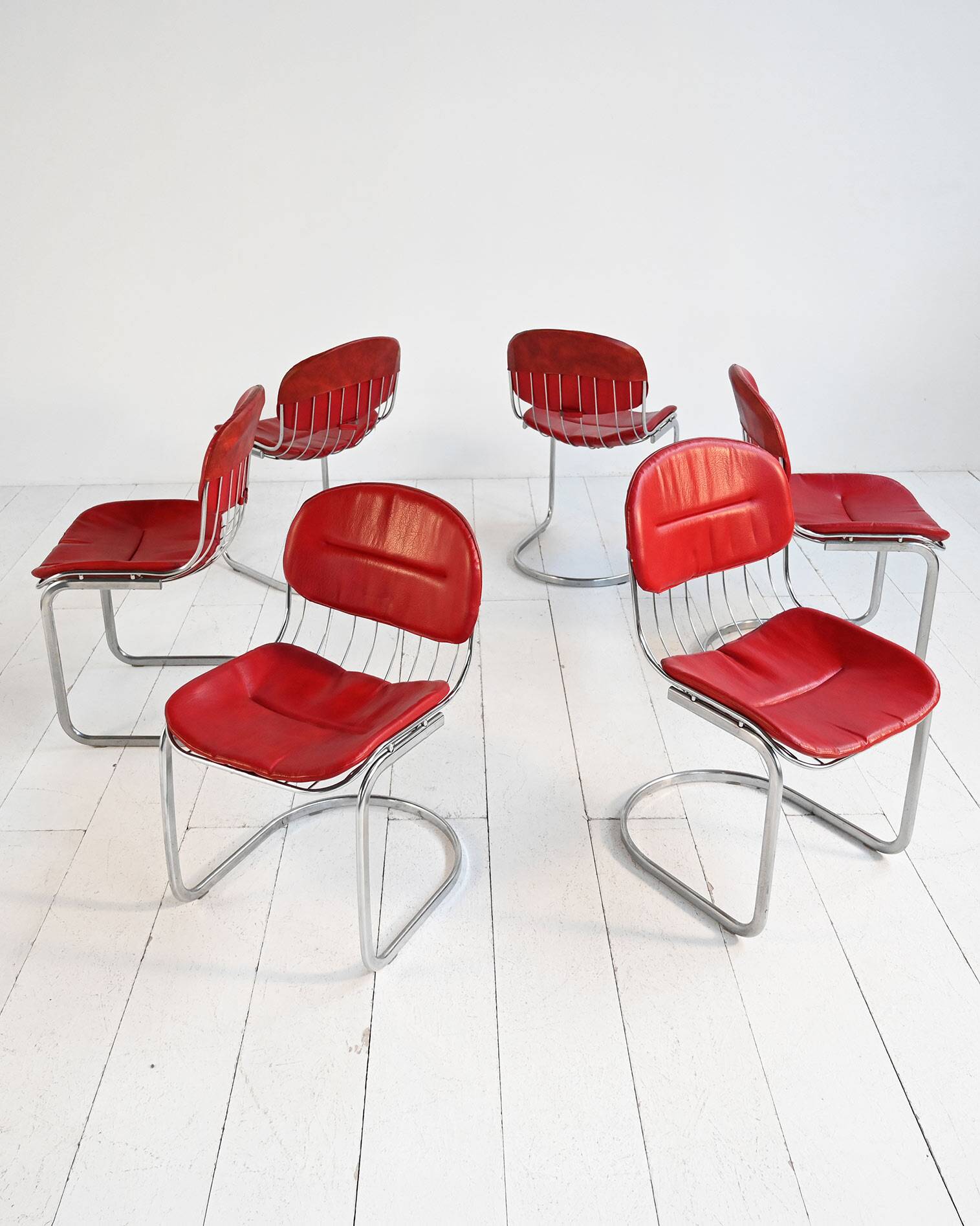Cantilever chairs in Rinaldi style Italy 1970s