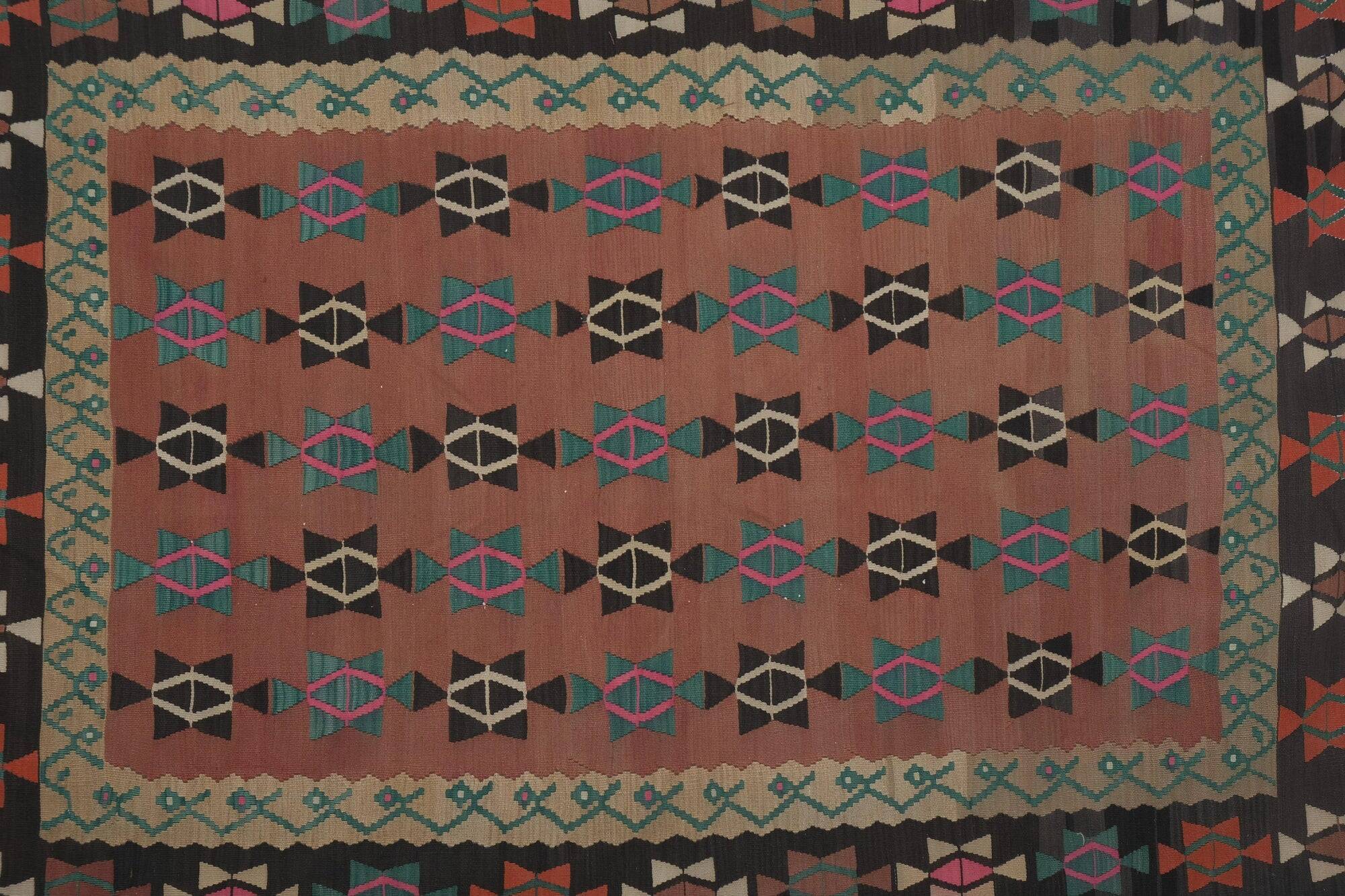 Vintage Turkish kilim, handwoven, 177x280 cm.