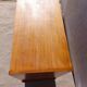 commode vintage aux pieds compas