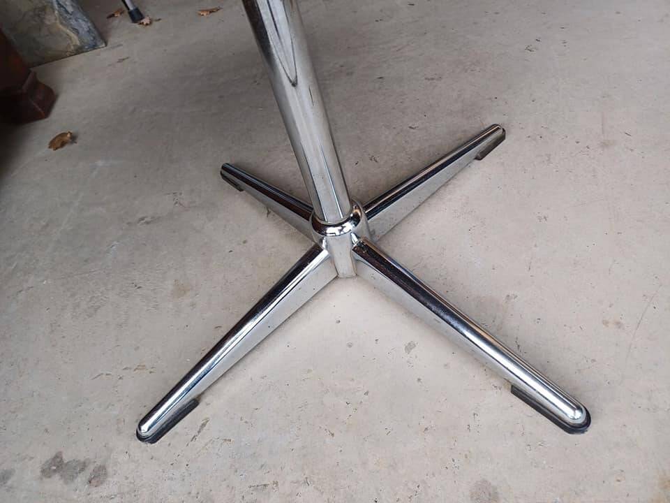 Armchair or footstool 1970