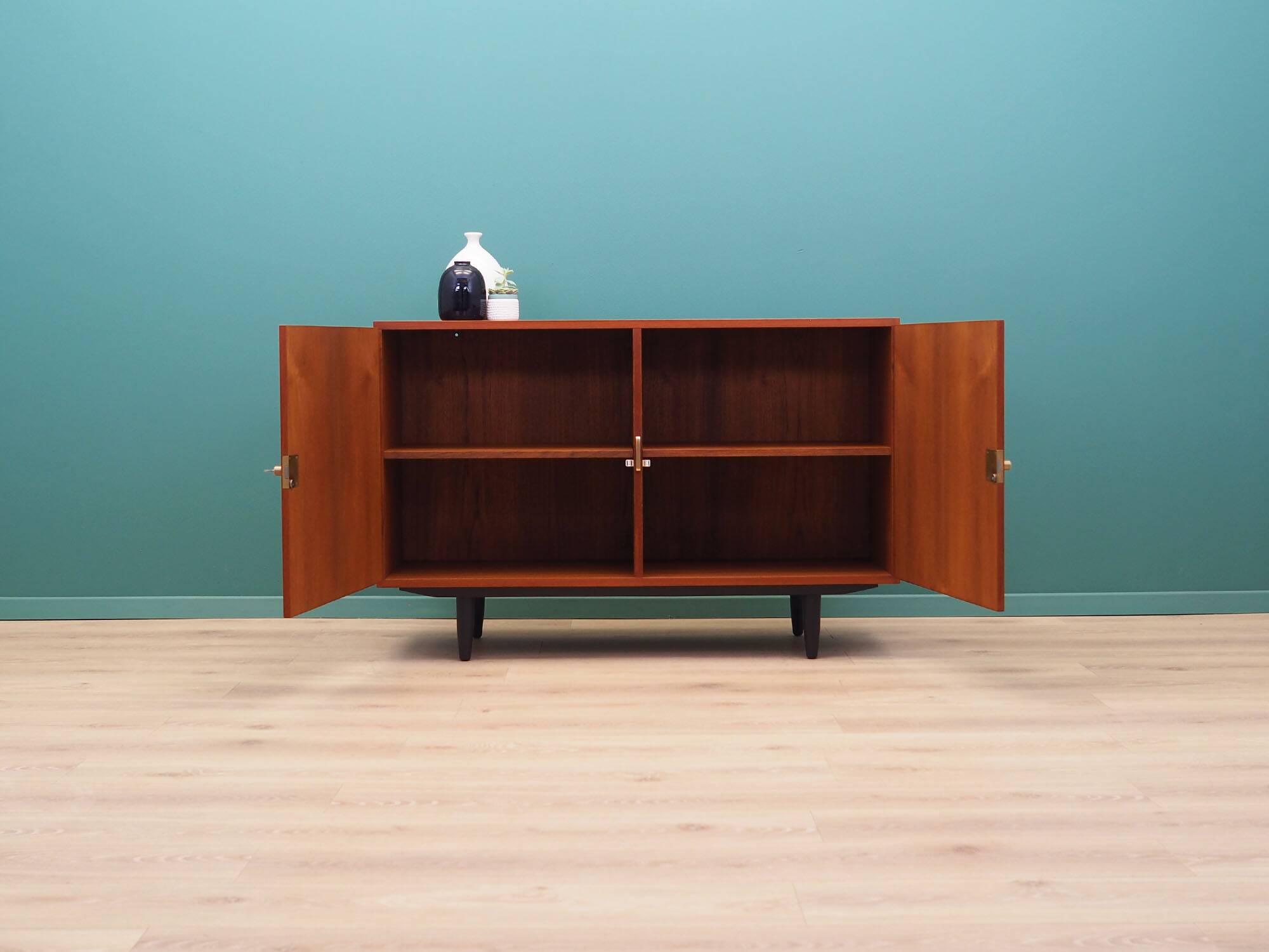 Teak cabinet, Danish design, 1970s, production: Denmark