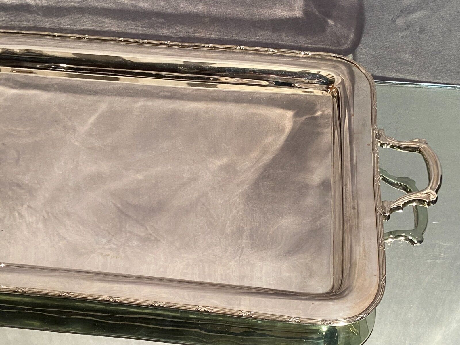 Rectangular top with handles in silver metal in Louis XVI style