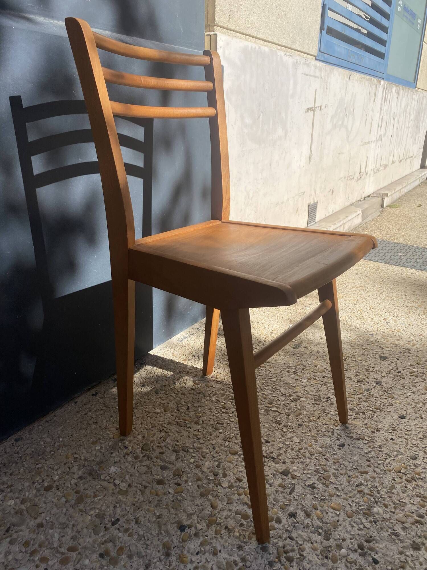 6 wooden chairs in Scandinavian style