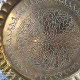Ancien plateau marocain en laiton