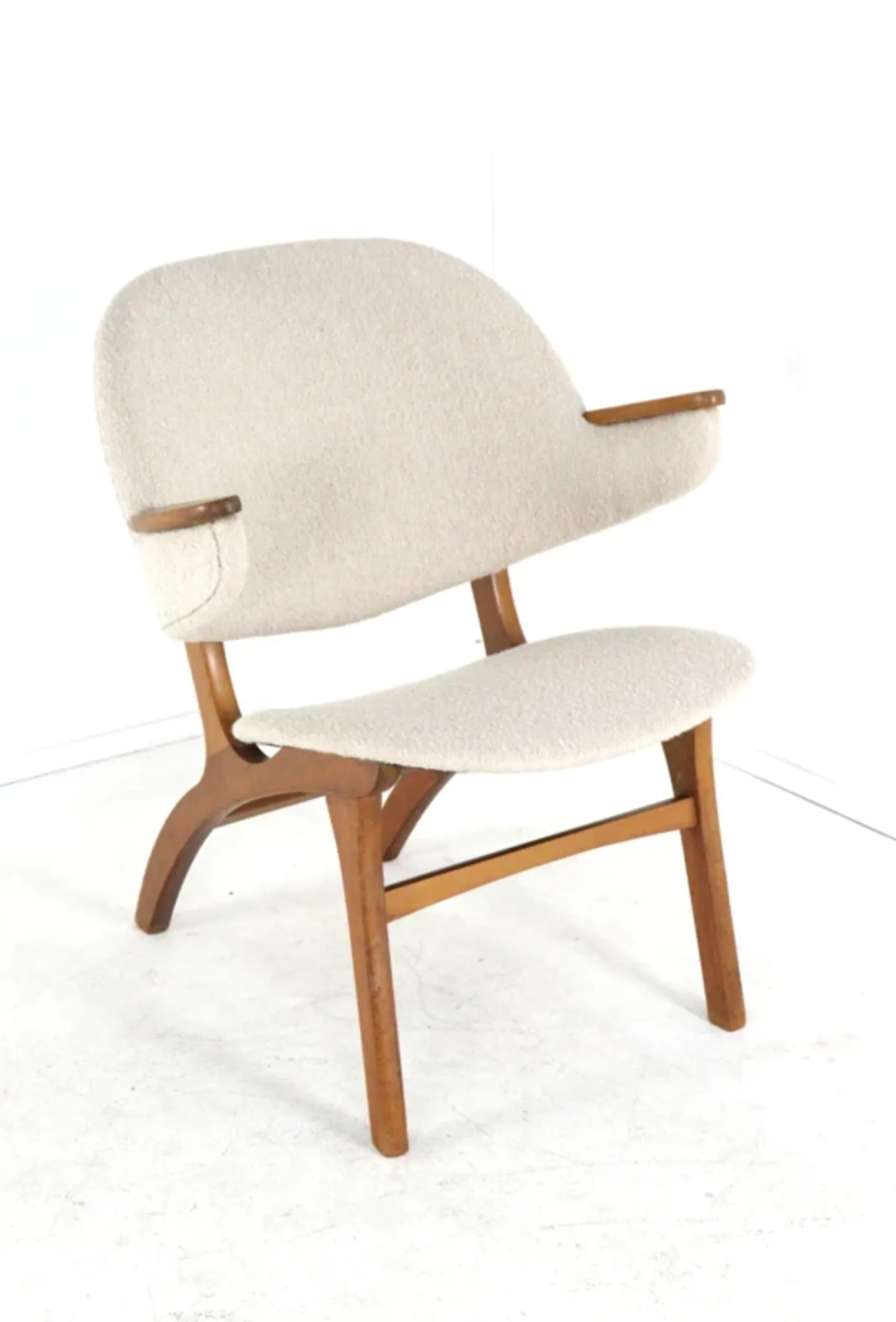 Carl Edward Matthes for Matthes Polstermøbelfabrik armchair model 33A