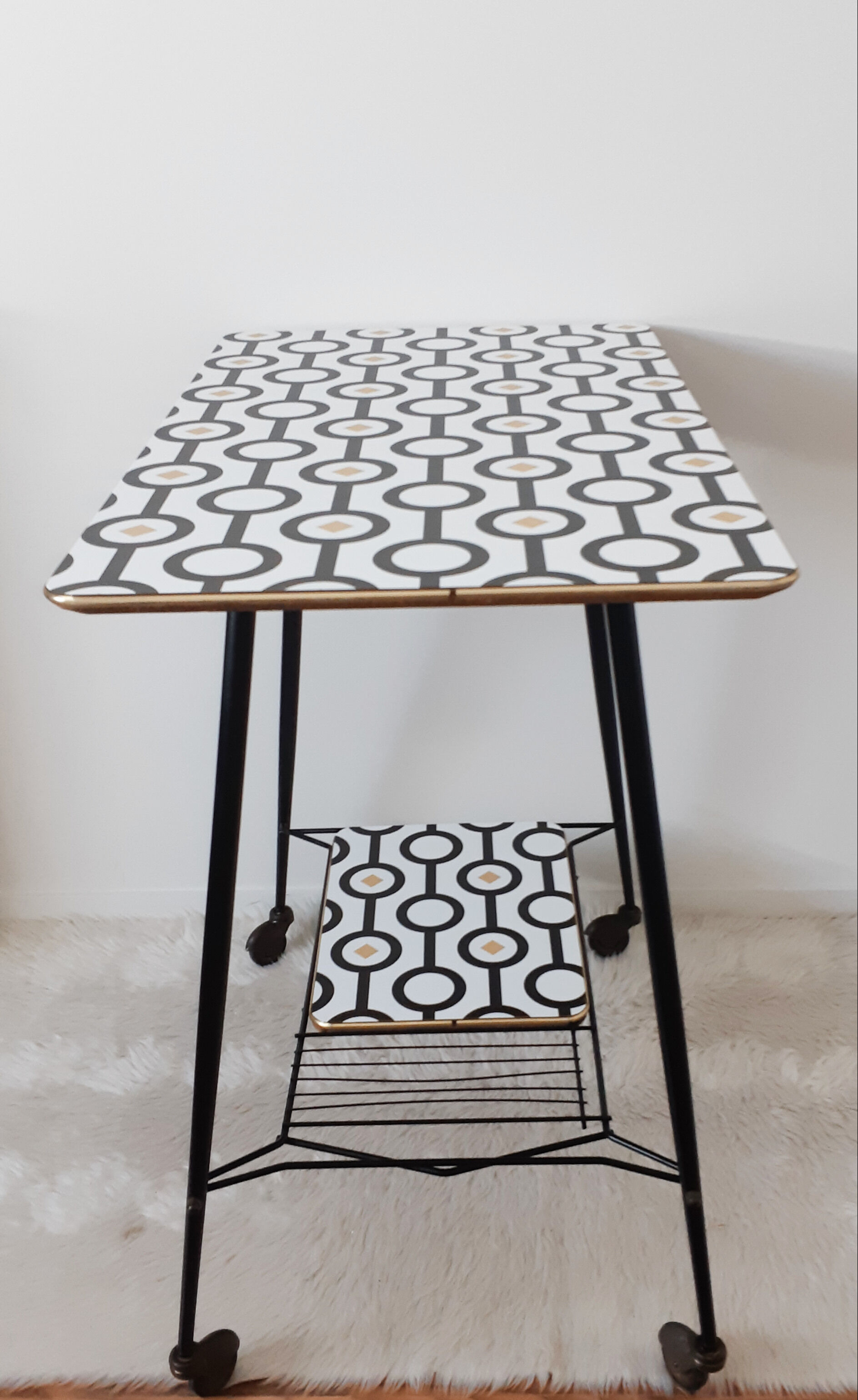 Vintage TV table restyled