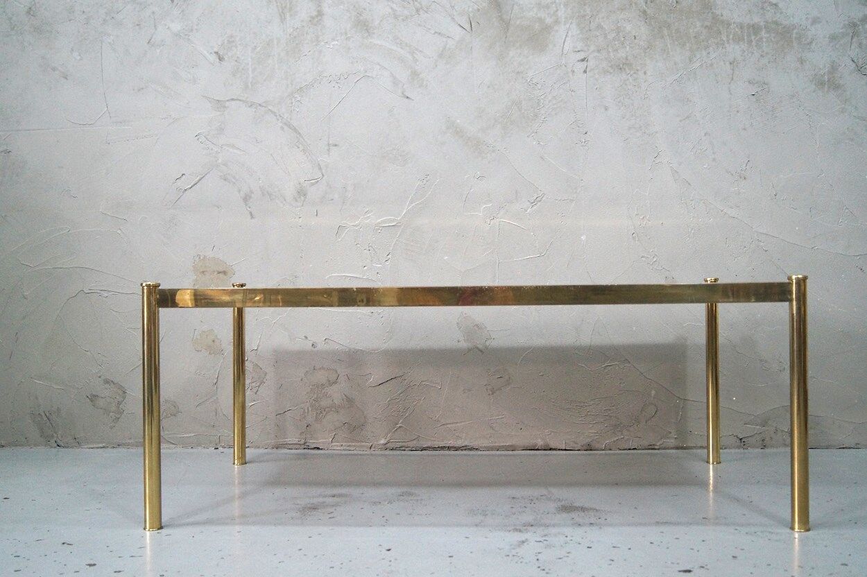 Set of 3 Italian minimalist brass coffee tables, 1970s