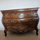 Commode galbée