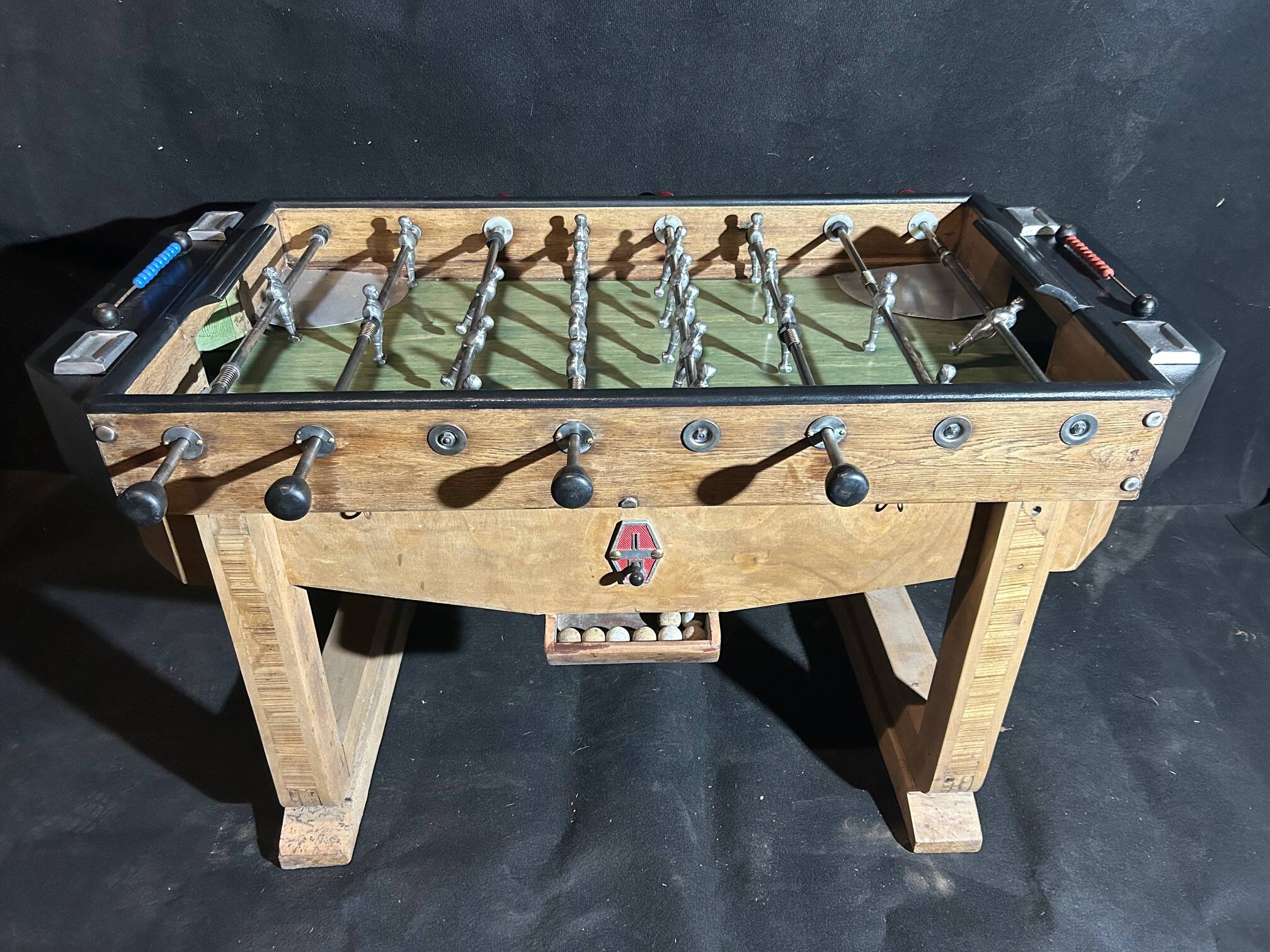 1940s Art Deco Table Football (BBO0010)