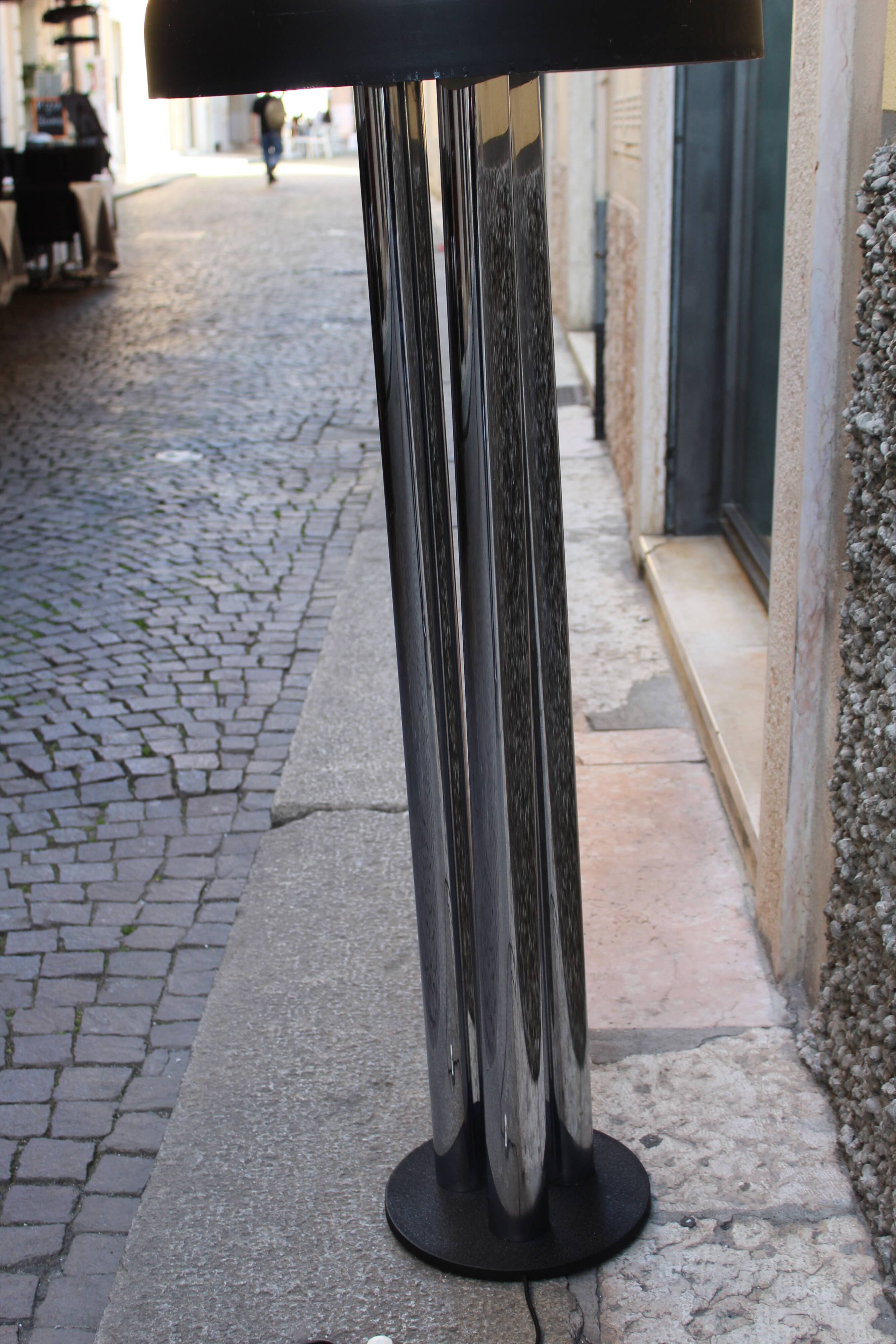 Piantana in metallo cromato Firmata Radice, Italia 1970s, in ottime conditions