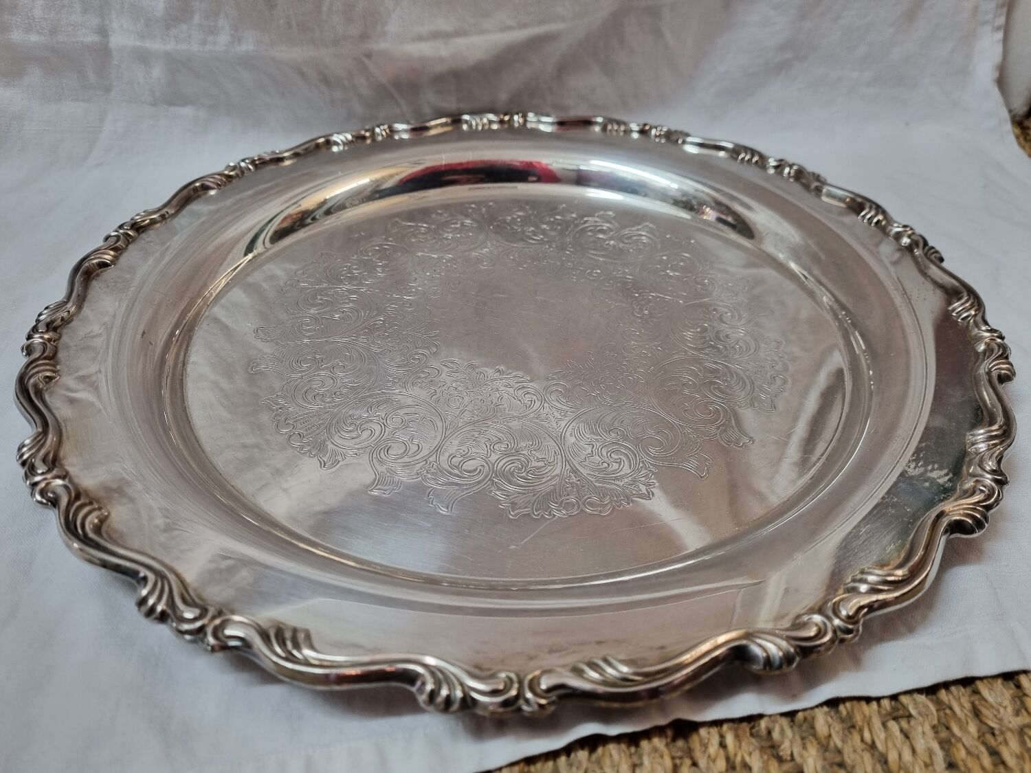 Round silver top, early twentieth century