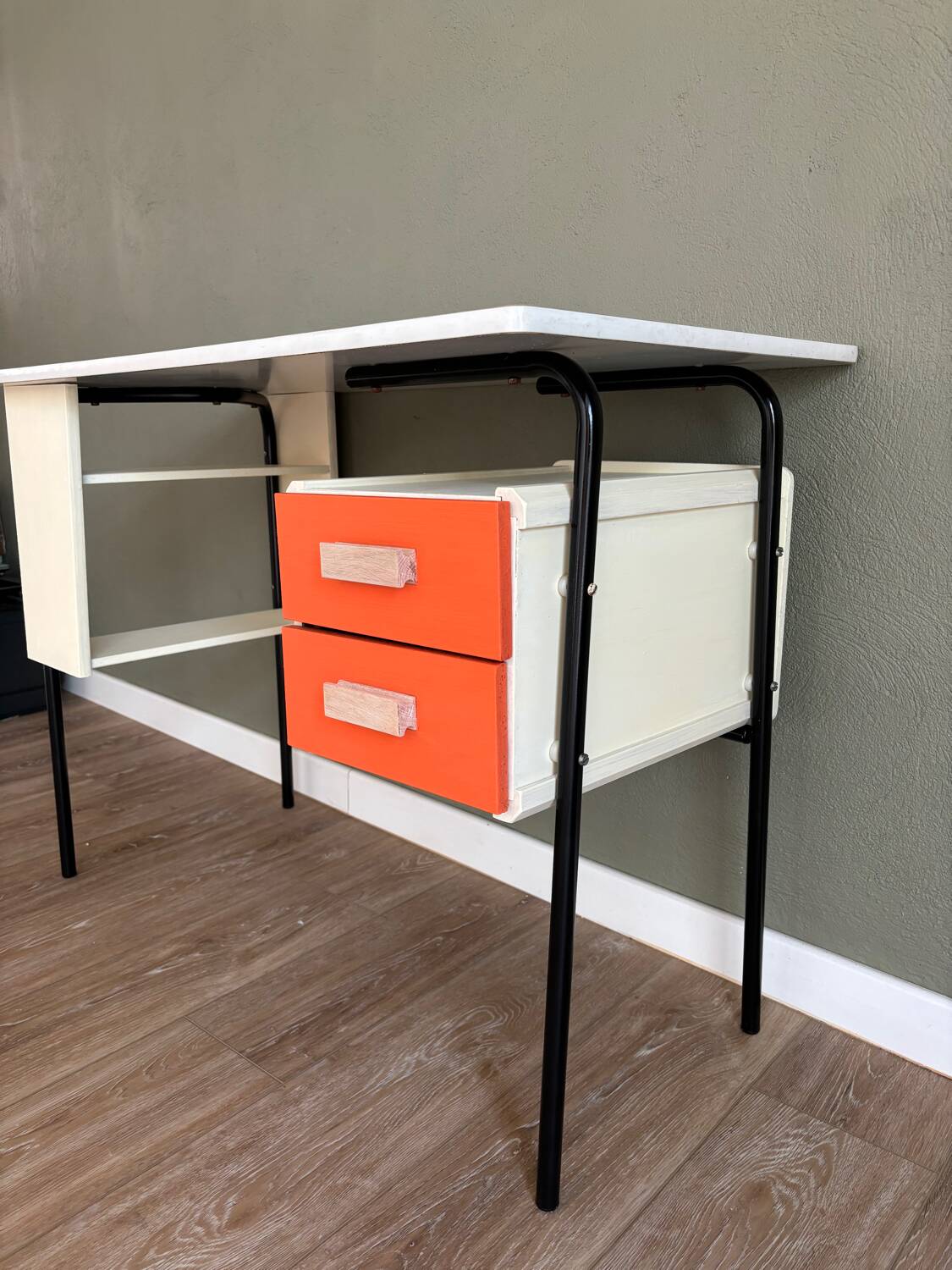 Bureau en Formica années 70