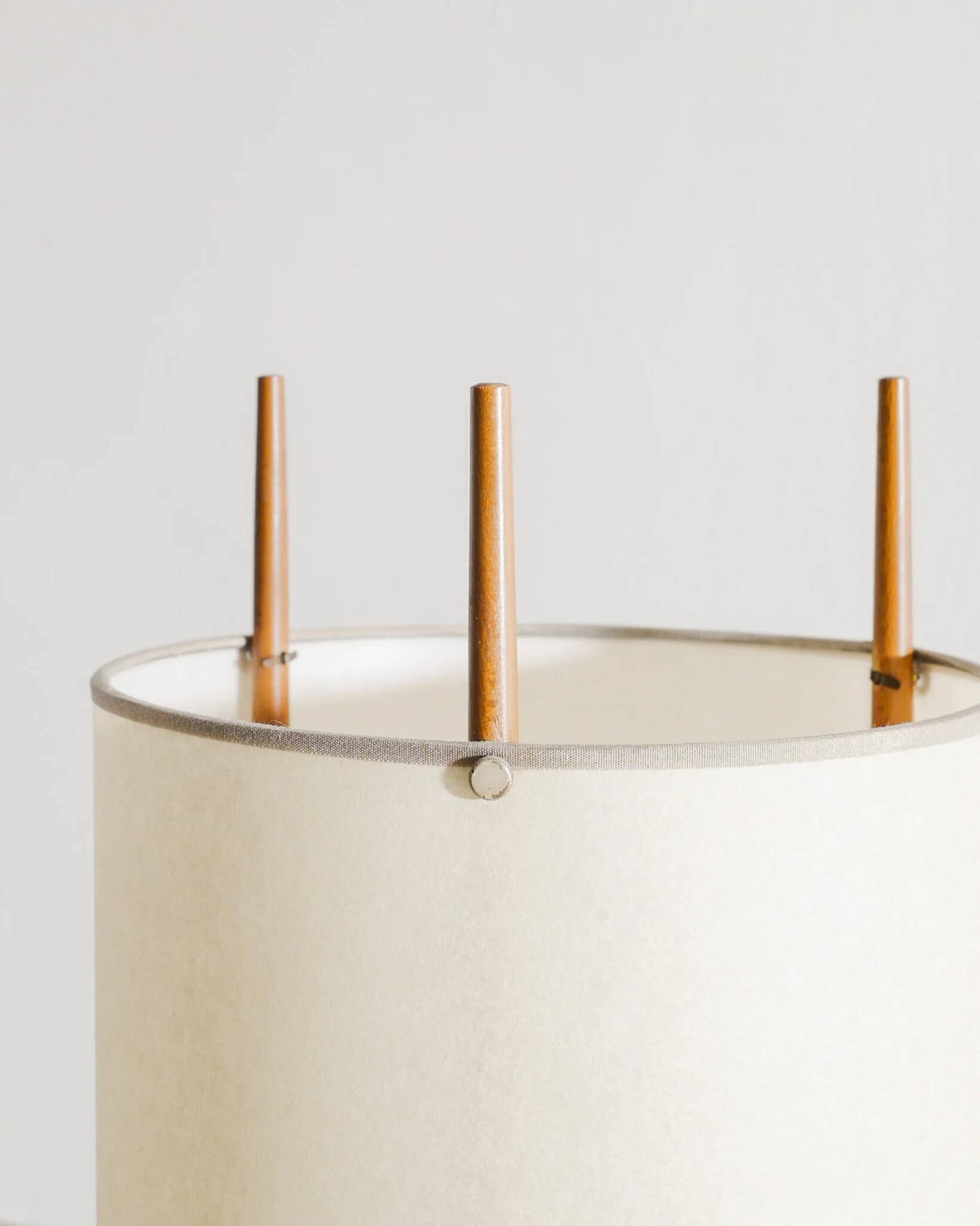 Vintage Mid Century "No 9" Desk Table Lamp by Isamu Noguchi, 1940s