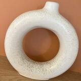 Round vase