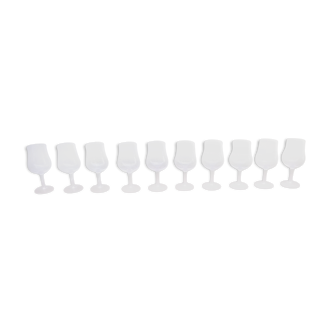 Series of ten burgundy glasses