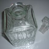 Square cap glass carafe