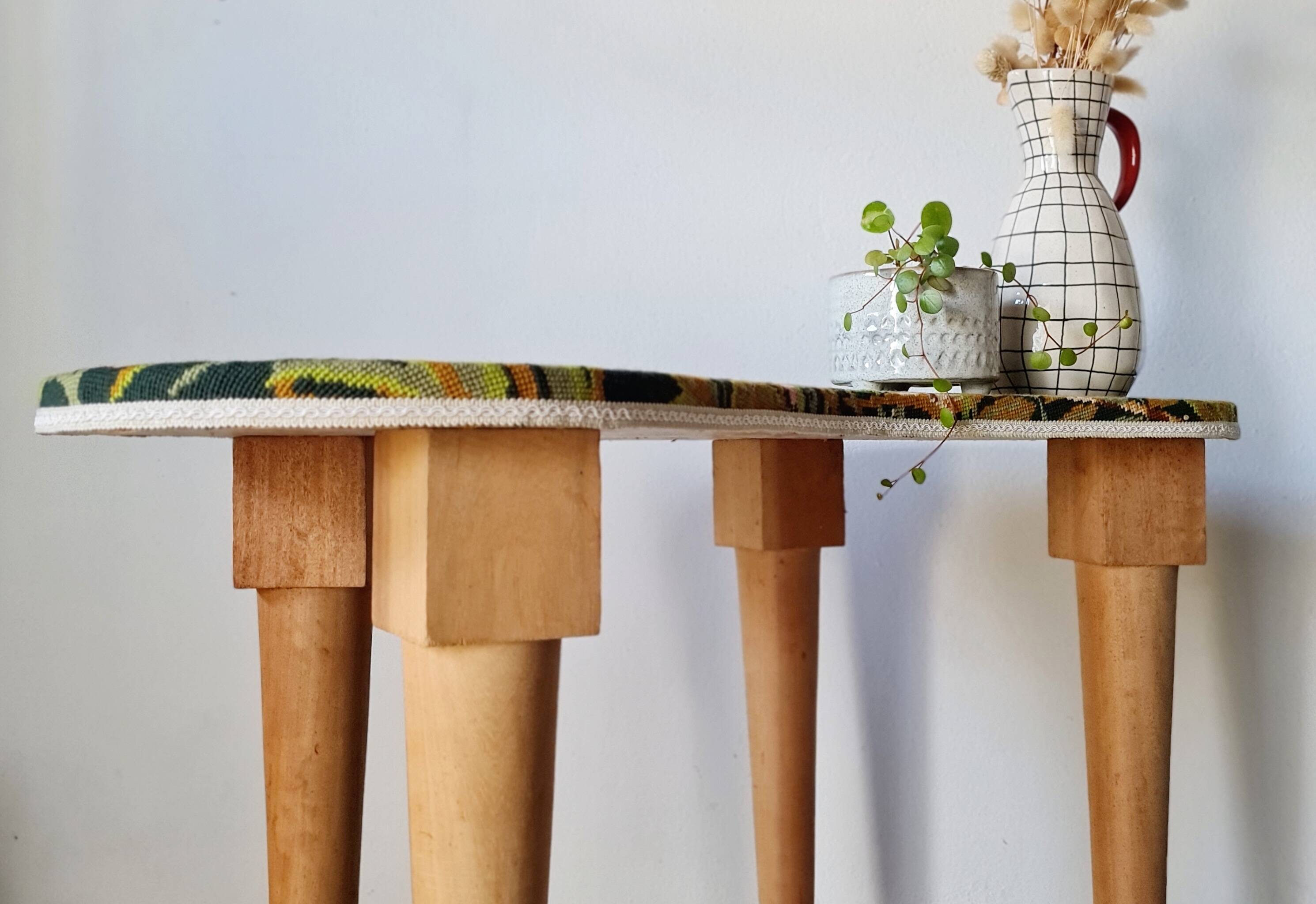 Tapered leg console table - bean-shaped canvas top