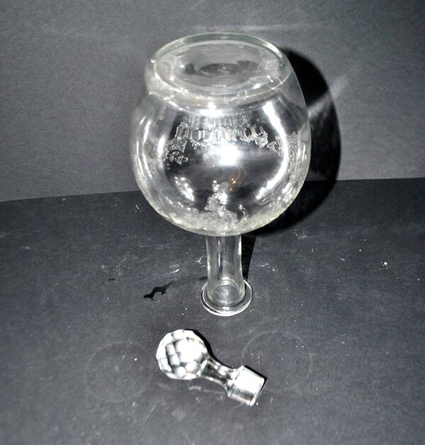 Carafe ancienne Saint-Louis à décor de rocaille et fleurs gravé à l’acide H32cm