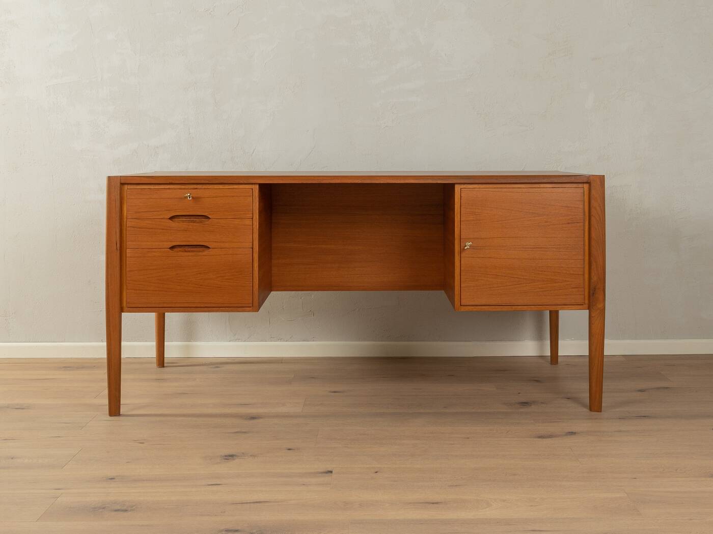 1960s desk, Wilhelm Renz, vintage