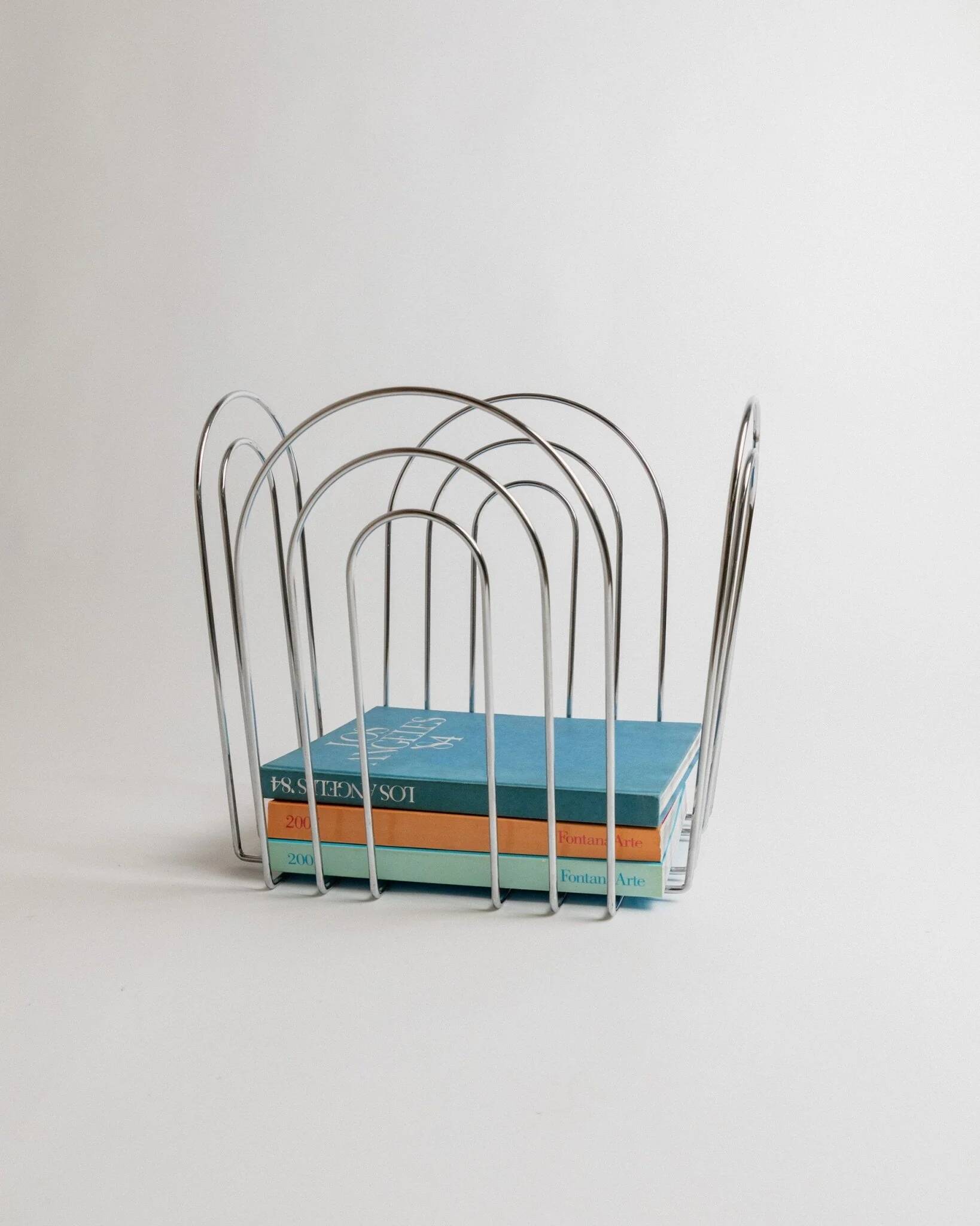 Vintage chrome-plated metal basket in Space Age 1980s design – silver storage for magazines, throws, 37x42x34 cm