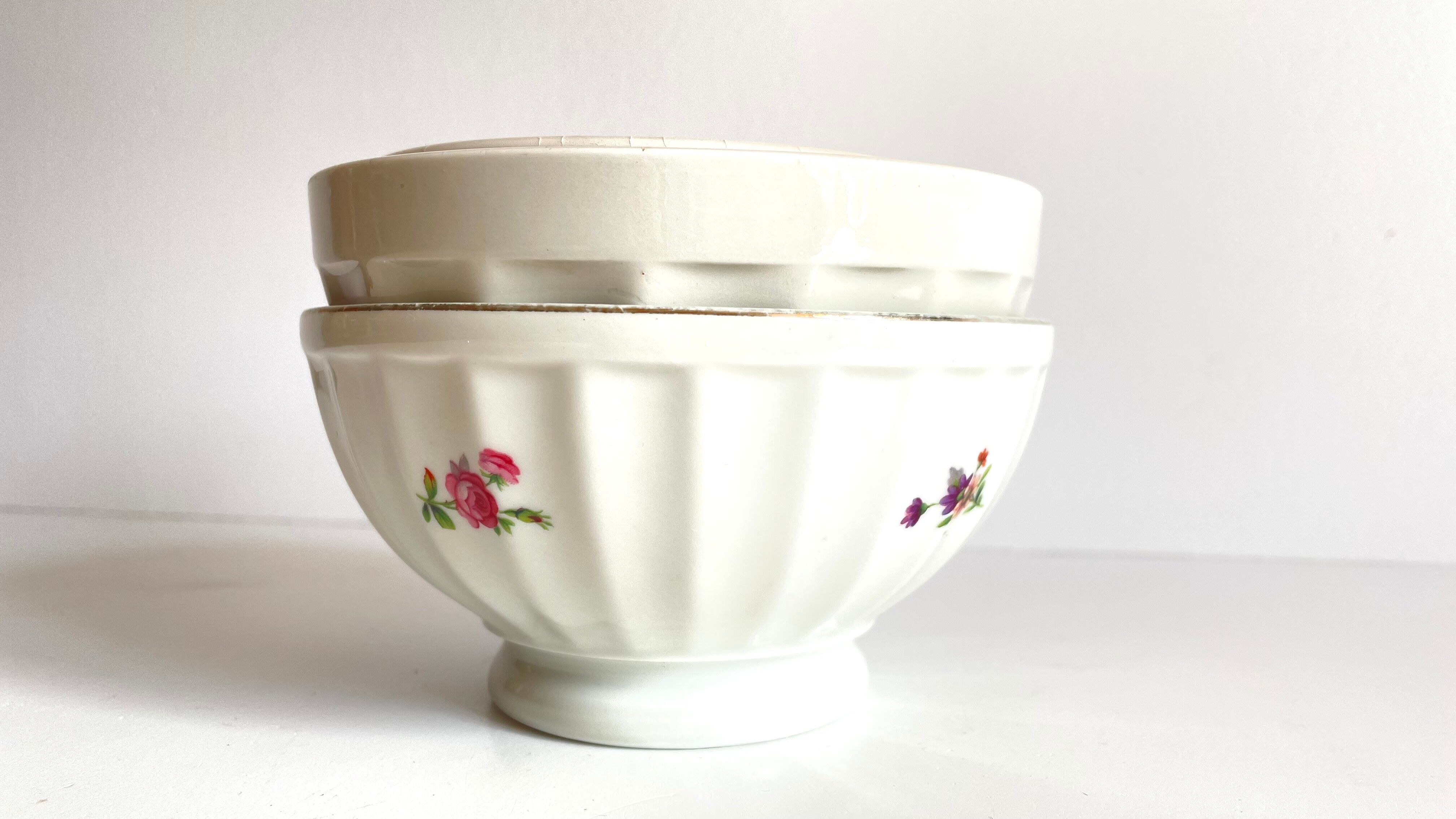3 porcelain bowls of flowered limoges