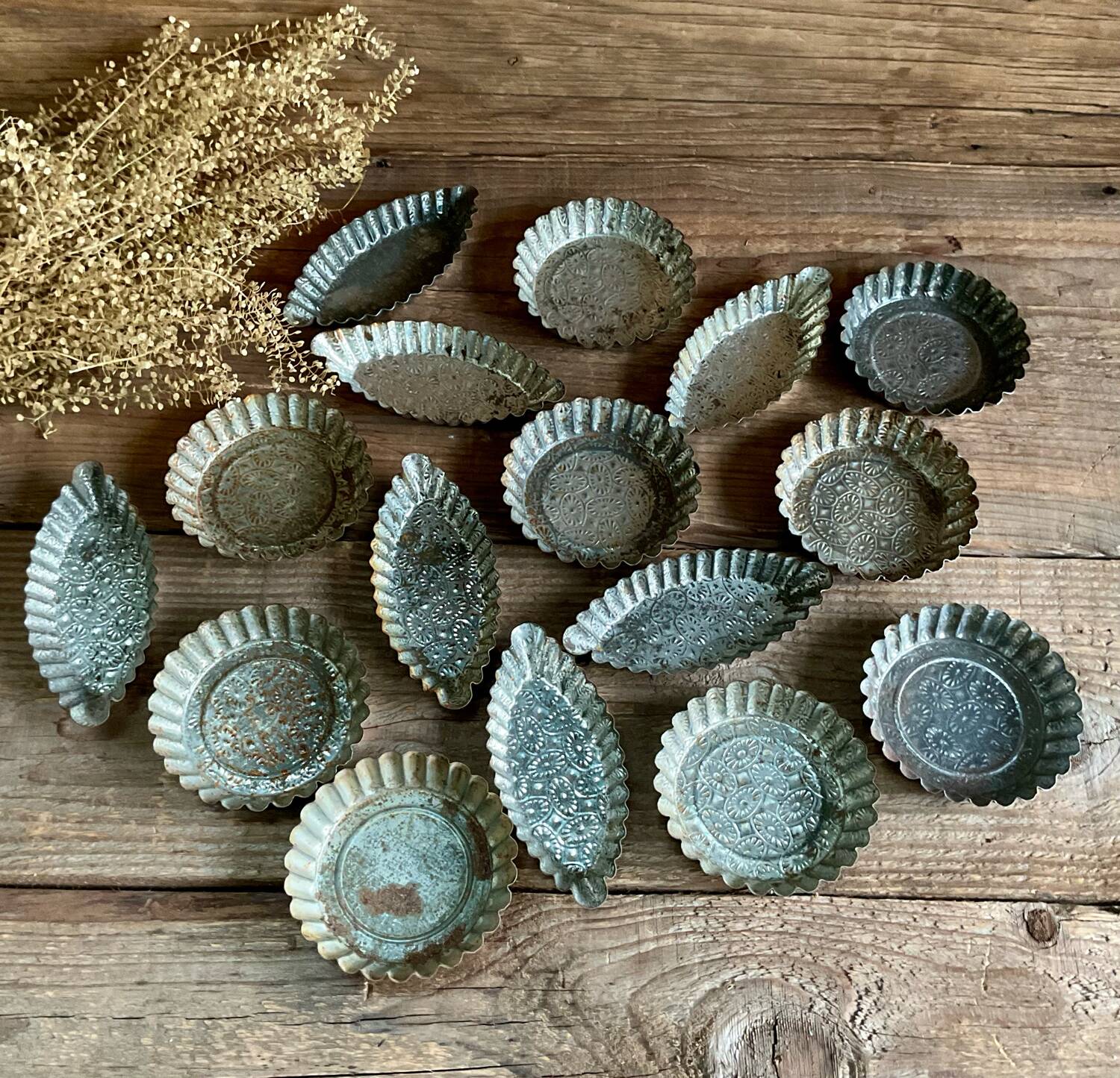 Cake molds, vintage tartlets