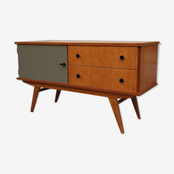 Compass feet sideboard