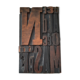Boite de caractères typographiques en bois