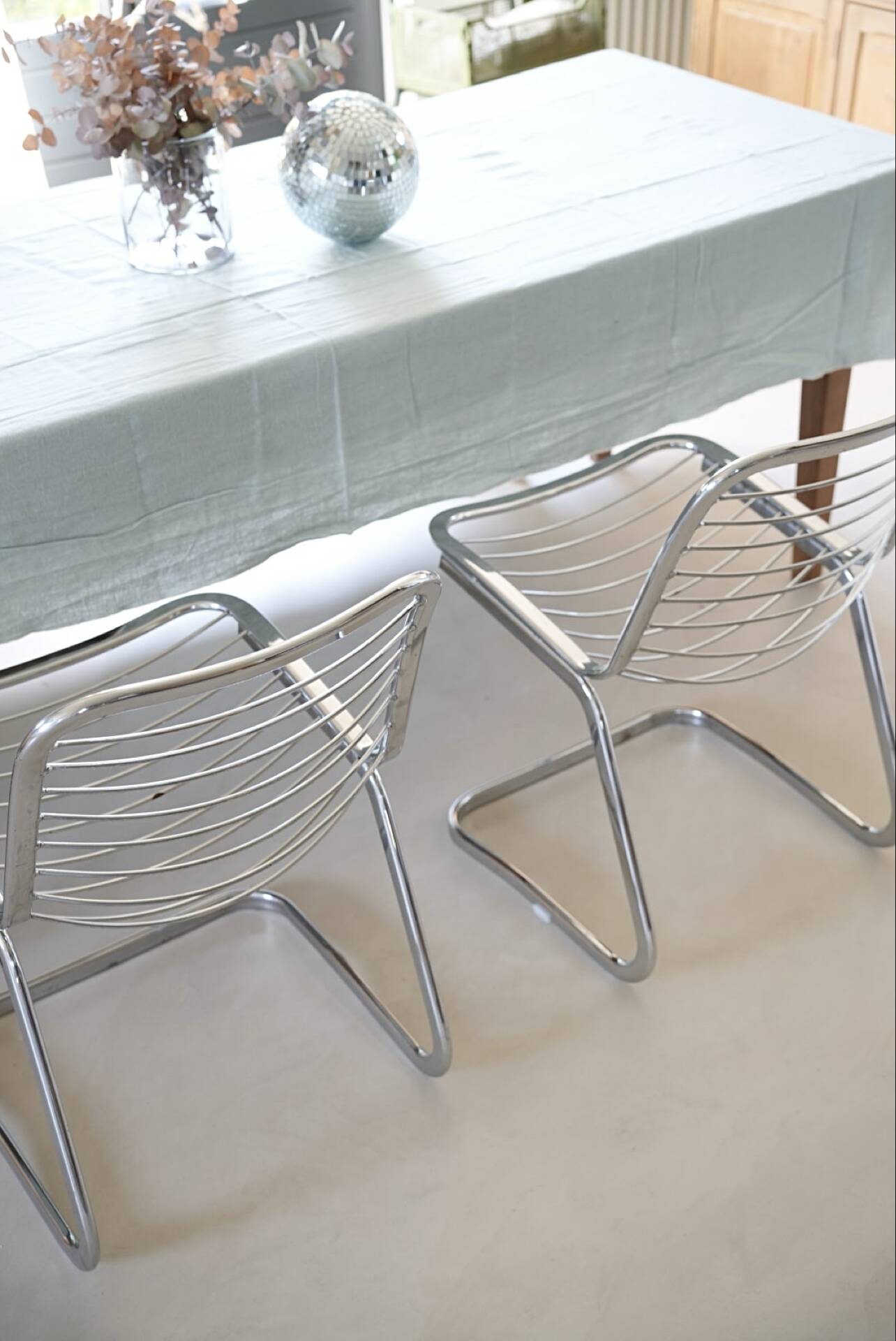 Lot 2 chaises métal chromé Gastone Rinaldi