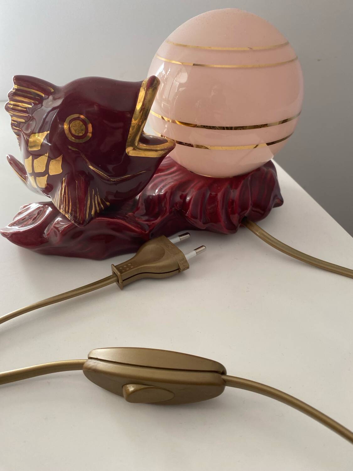 Ceramic and opaline fish lamp