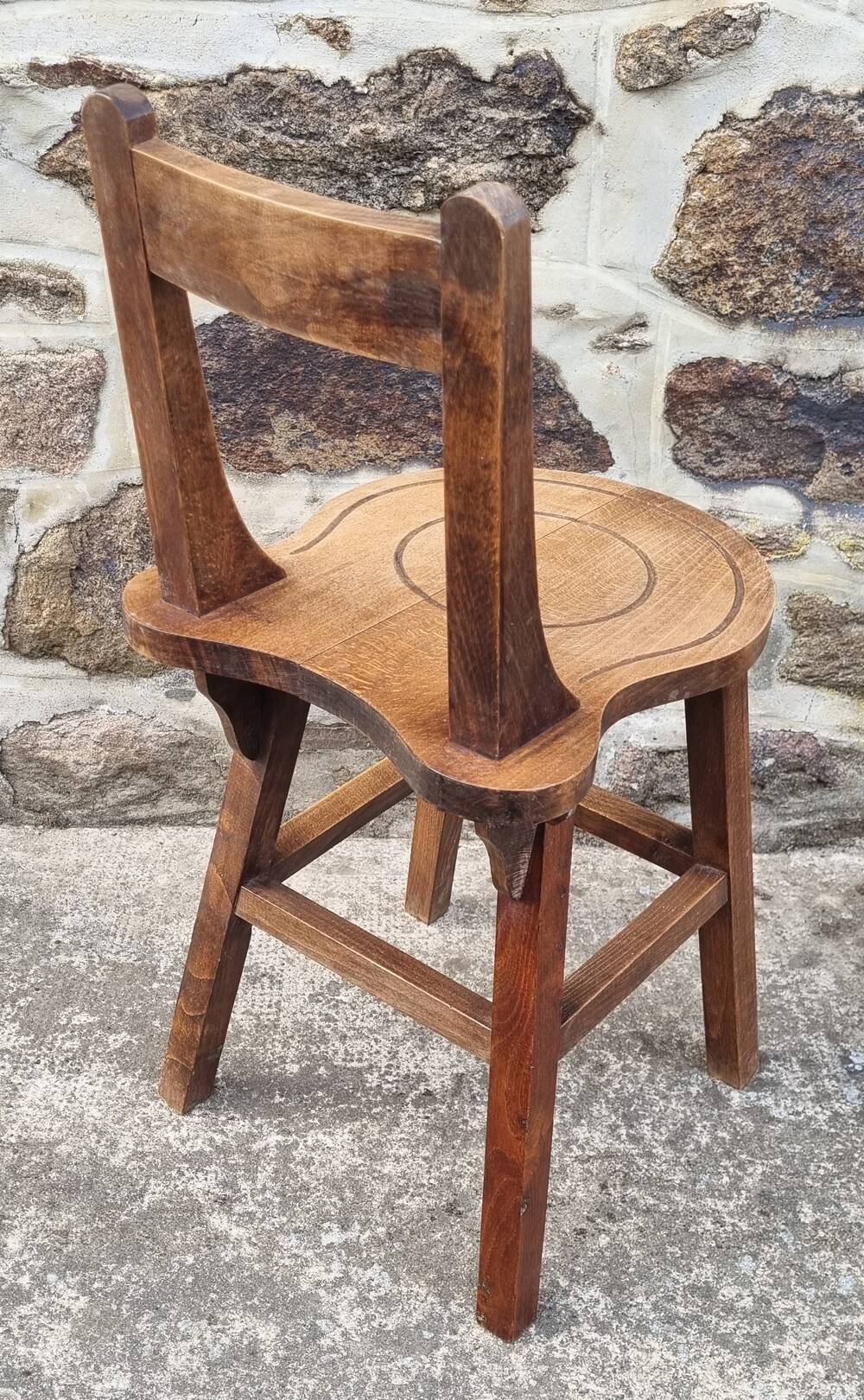 Ensemble de chaises et tabourets rustiques en chêne sculpté, 1950