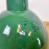 Suspension industrielle en émail vert, années 1960